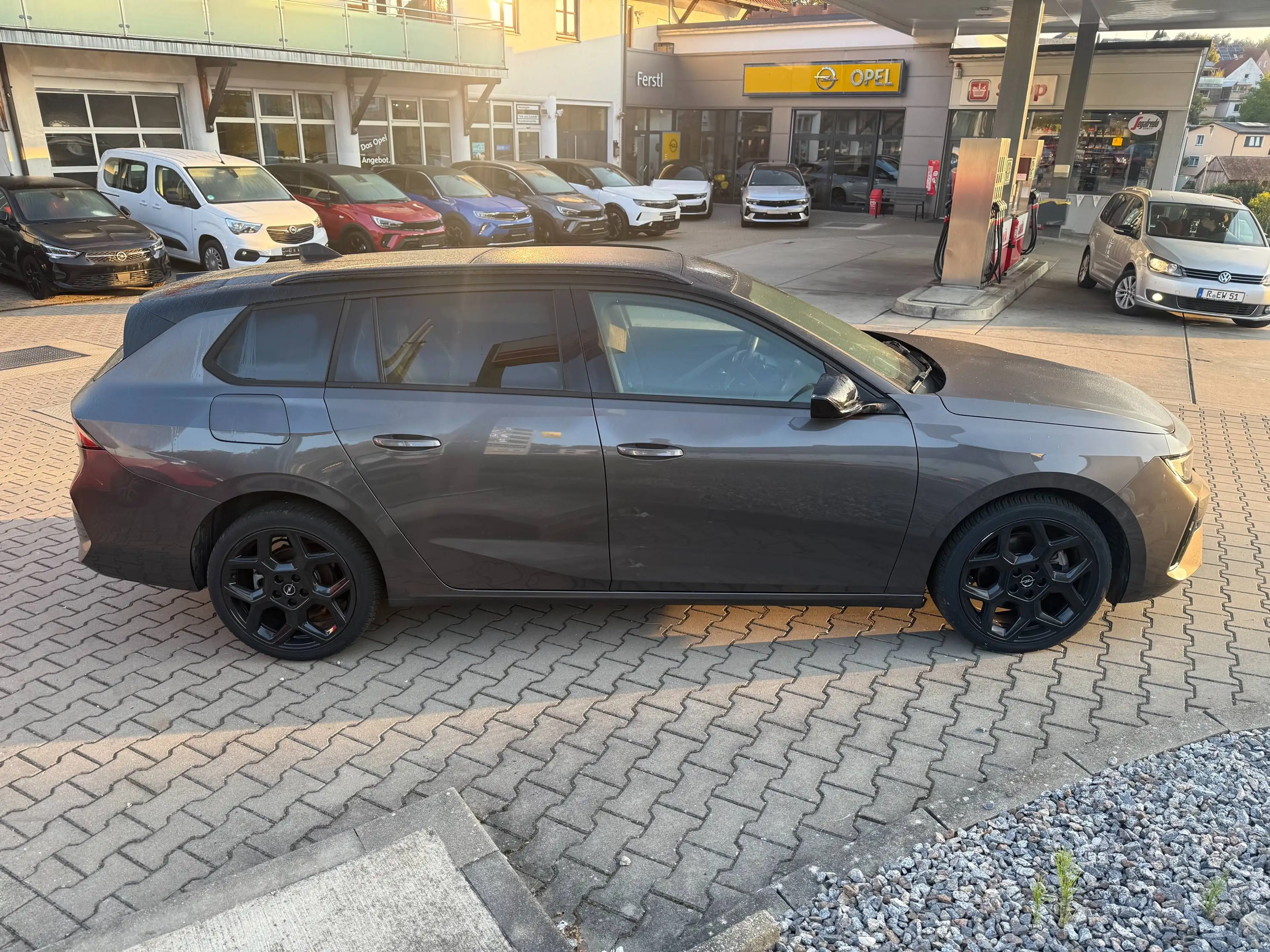 Opel Astra GS — photo 8