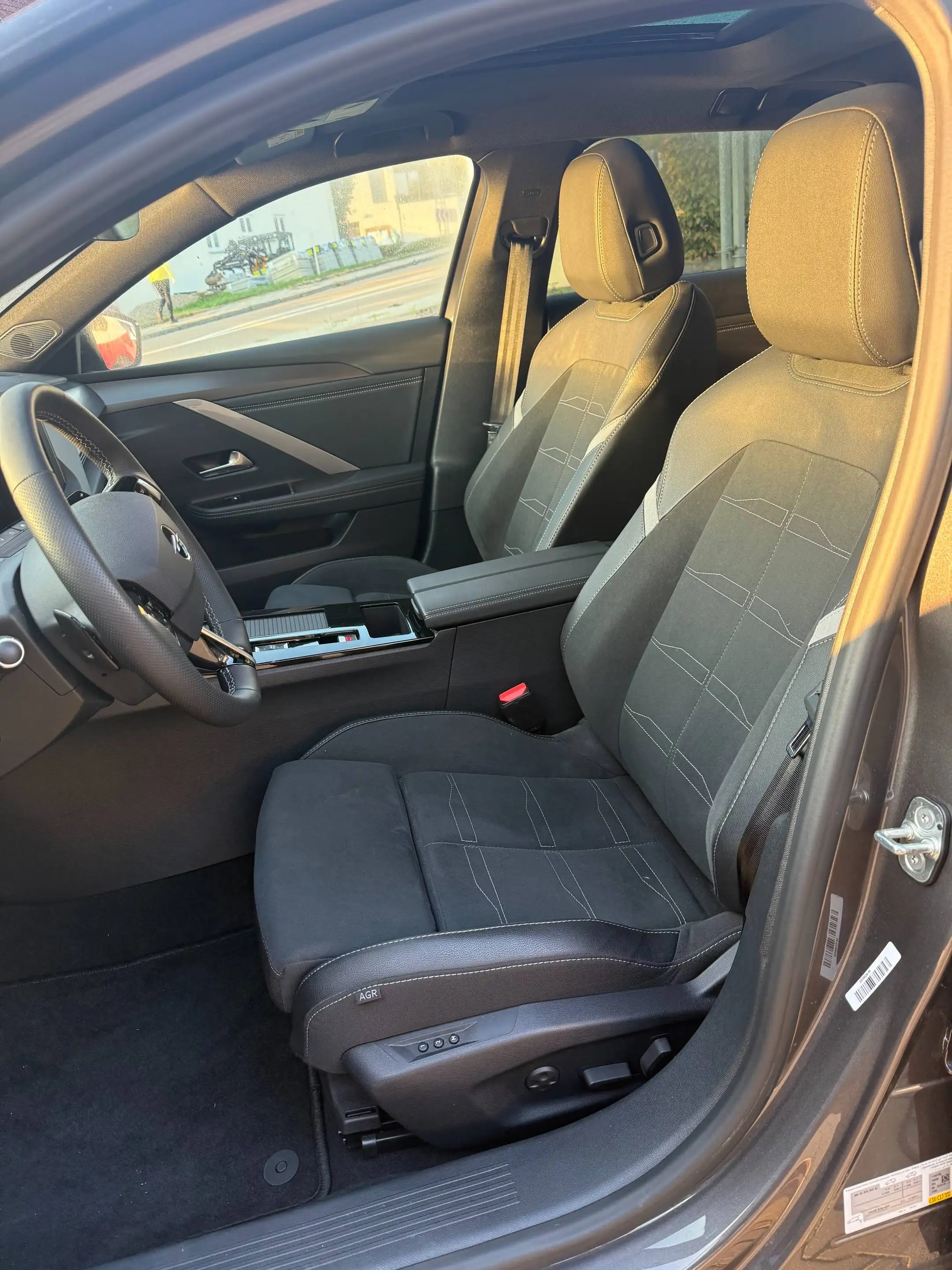 Opel Astra GS — photo 9