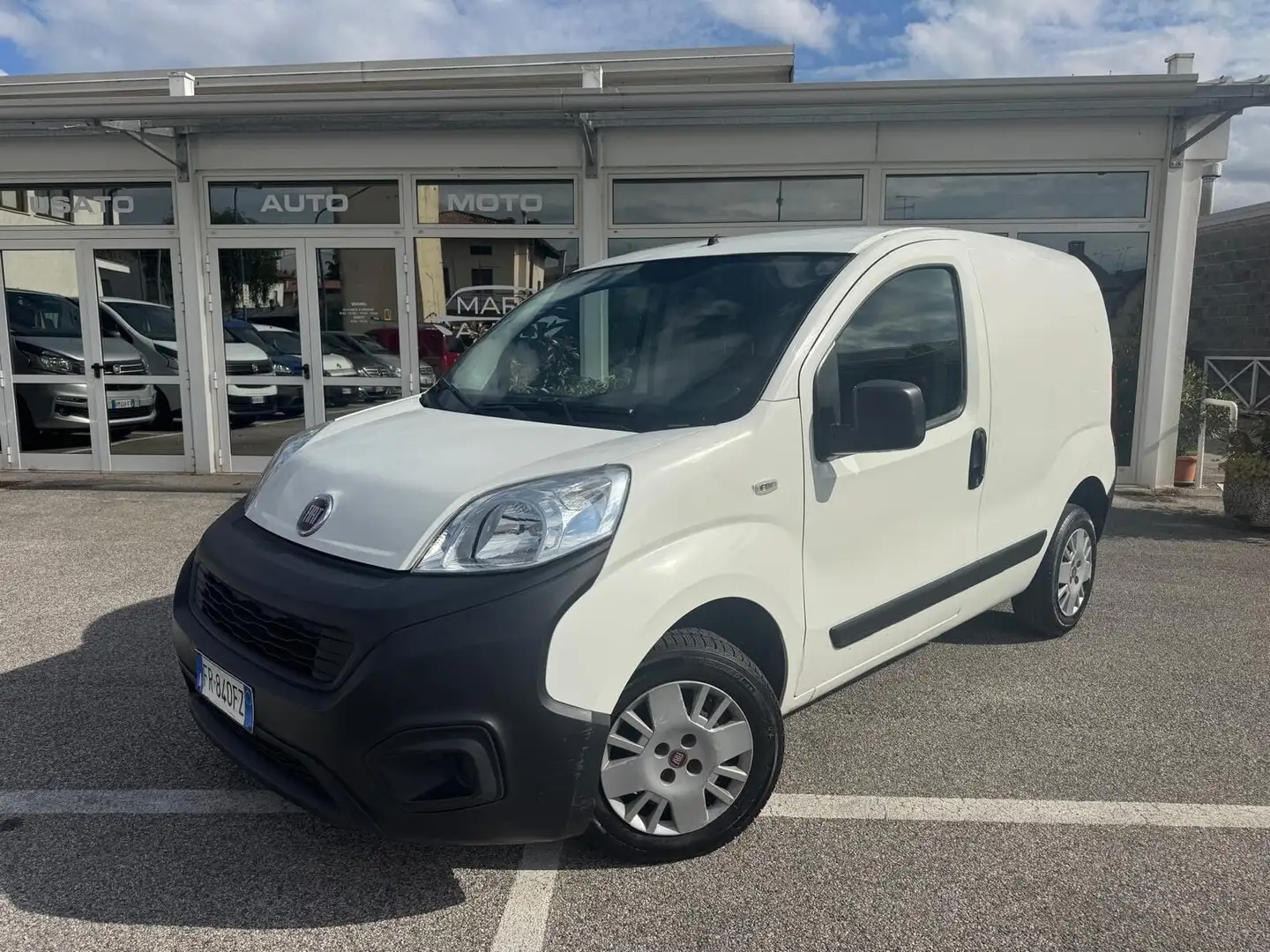 Fiat Fiorino 1.3 MJT 80CV NETTO IVA Wit - 1