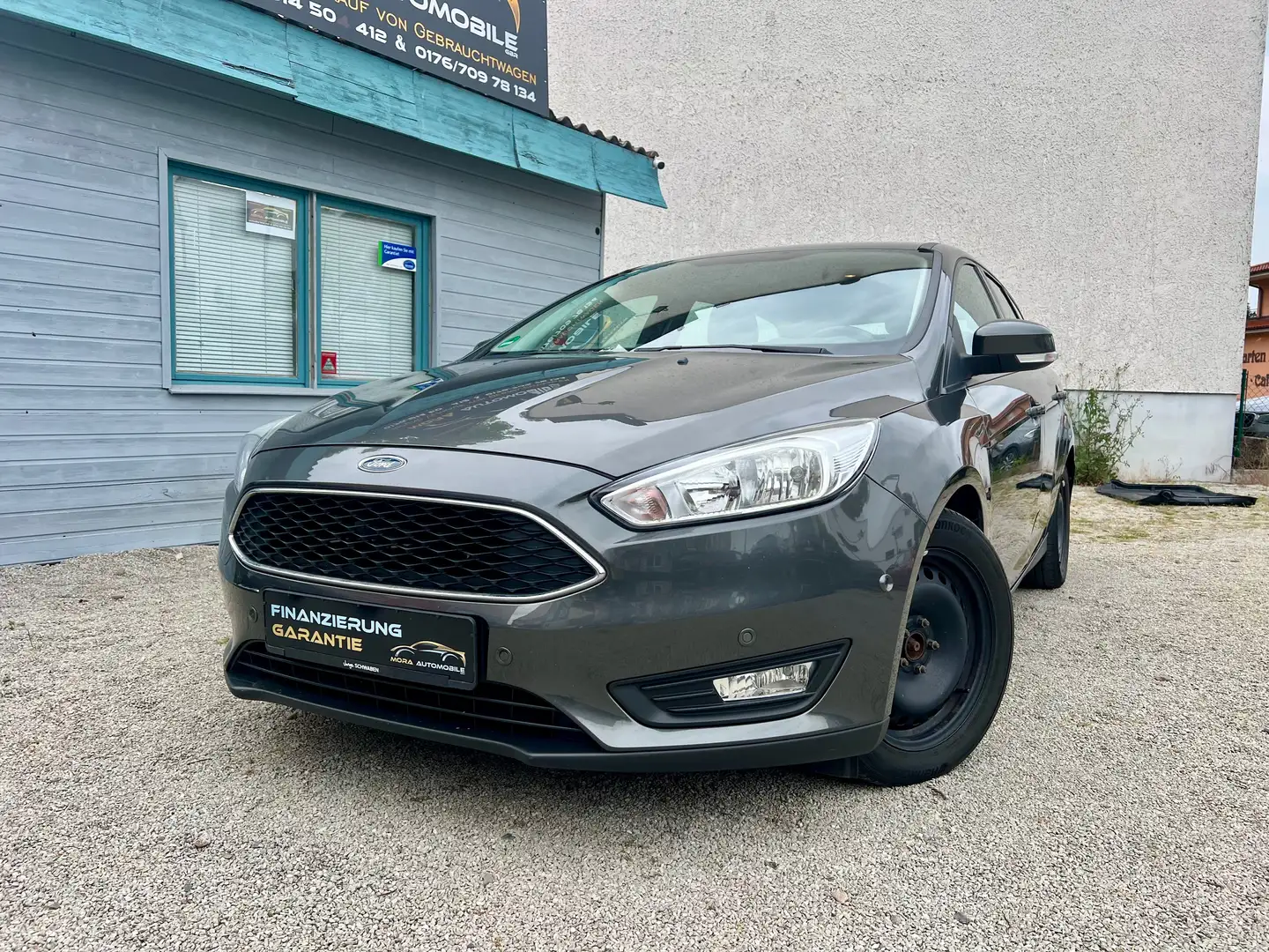 Ford Focus Turnier Business*Automatik*TÜV Neu*Scheckh Gris - 1