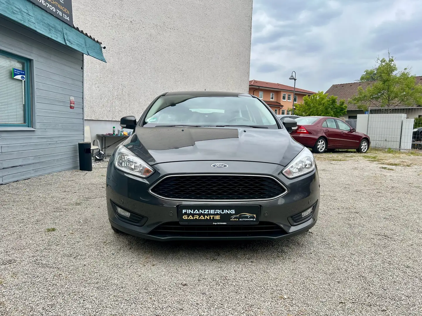 Ford Focus Turnier Business*Automatik*TÜV Neu*Scheckh Gris - 2