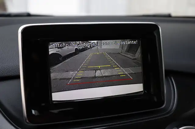 Mercedes-Benz B-Class view 8