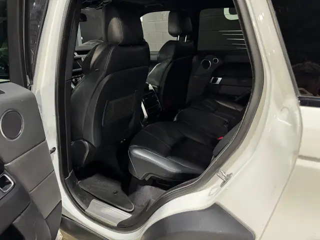 Land Rover Range Rover Sport view 14