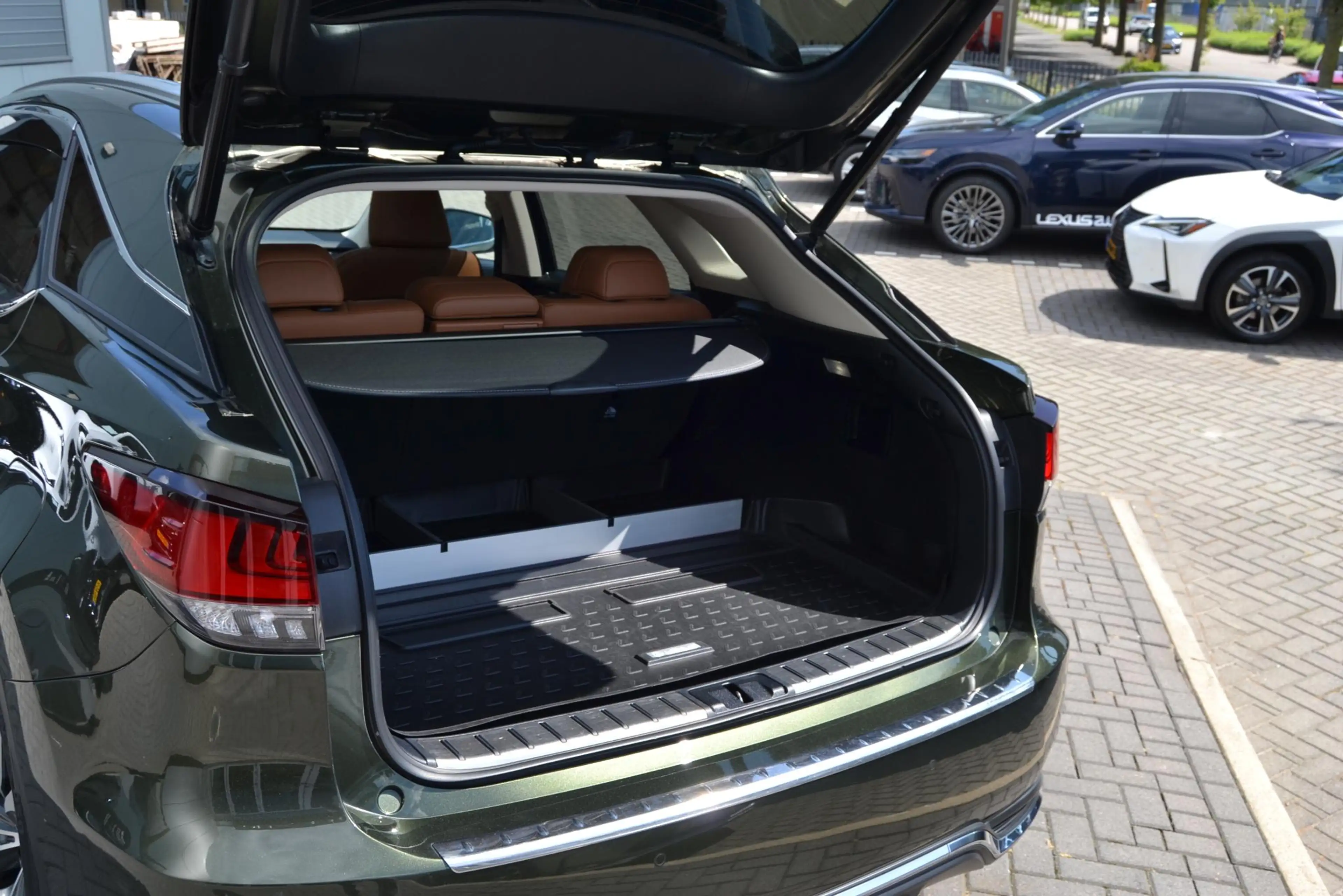 Lexus RX 450h AWD Business Line FACELIFT CARPLAY/ ANDROID AUTO S — photo 37