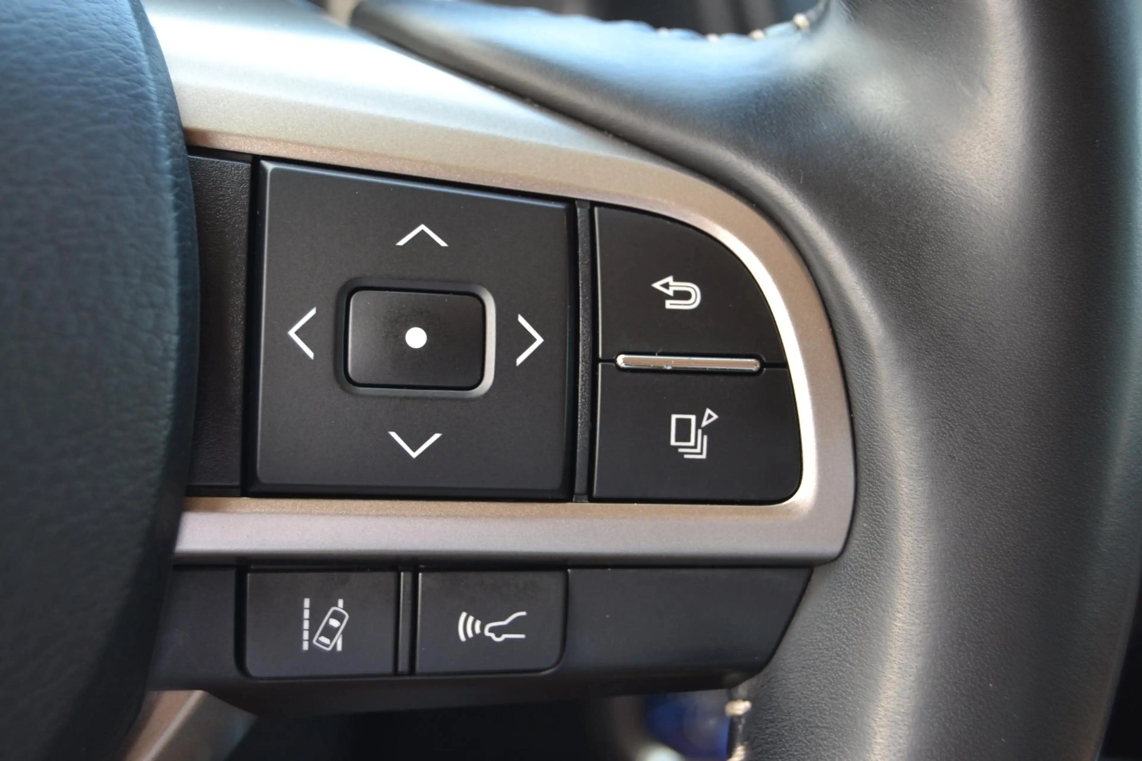 Lexus RX 450h AWD Business Line FACELIFT CARPLAY/ ANDROID AUTO S — photo 31