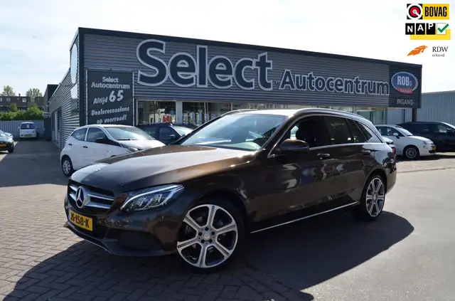 Mercedes-Benz C 180 Estate Ambition| 1/2 LEDER| NAVI|DEALER OND|TREKHA