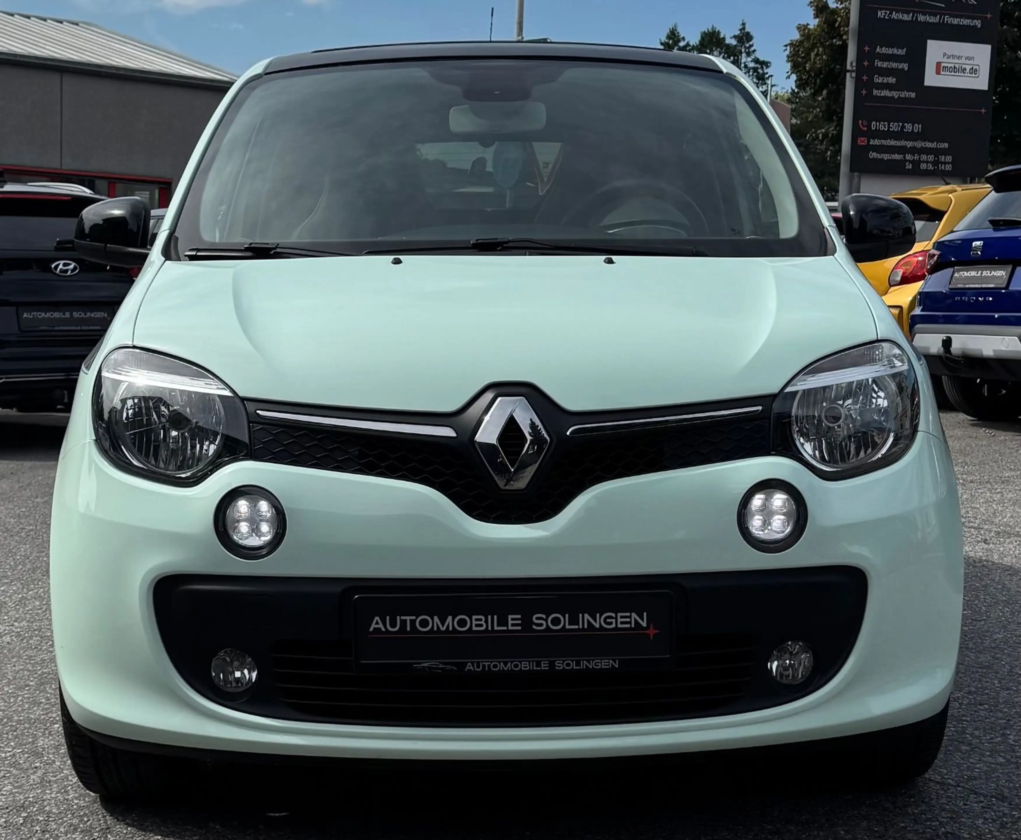 Renault Twingo La Parisienne SHZ+PDC+AC+WKR+LED+BLUE+LS+ — photo 7