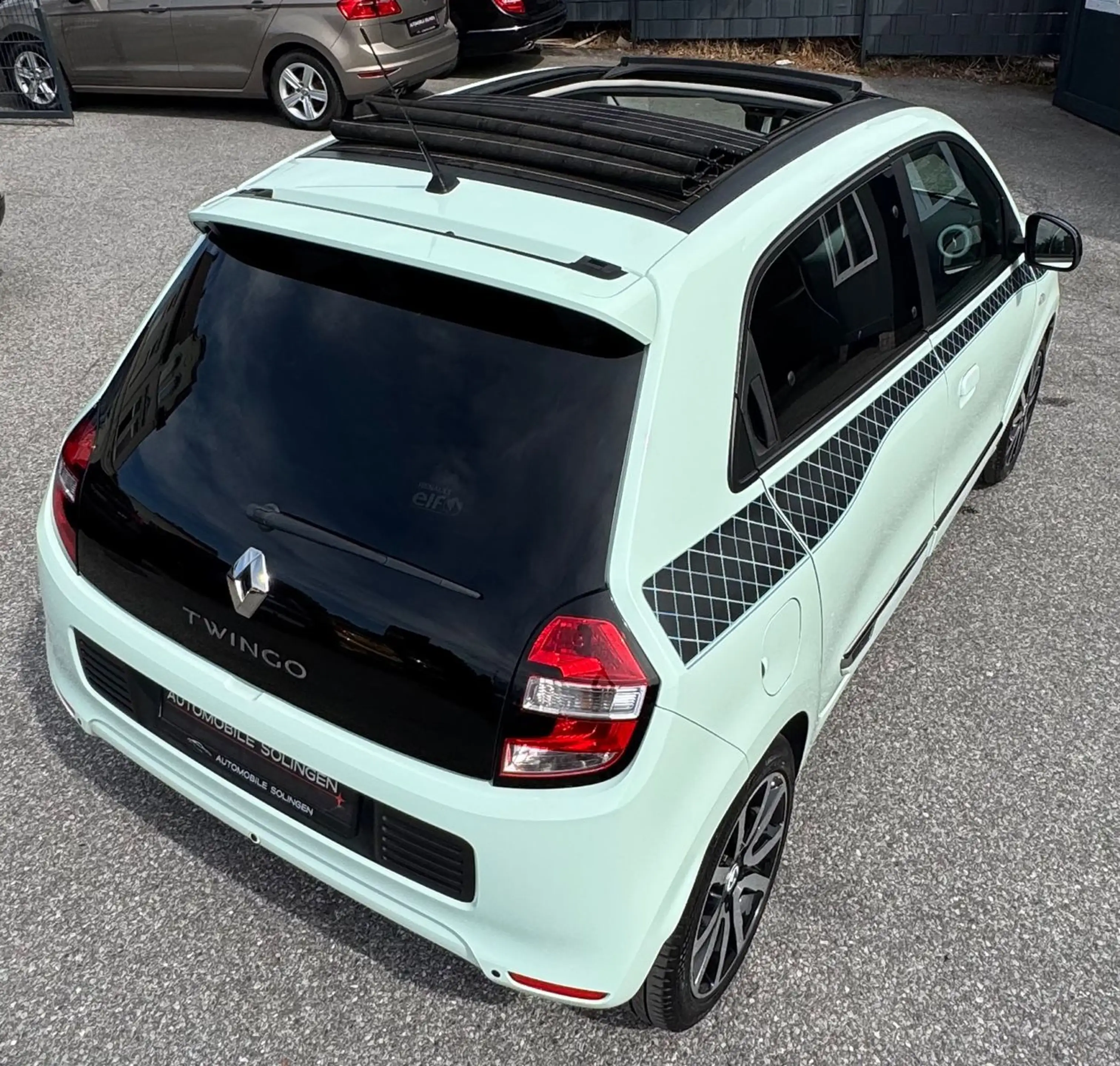 Renault Twingo La Parisienne SHZ+PDC+AC+WKR+LED+BLUE+LS+ — photo 5