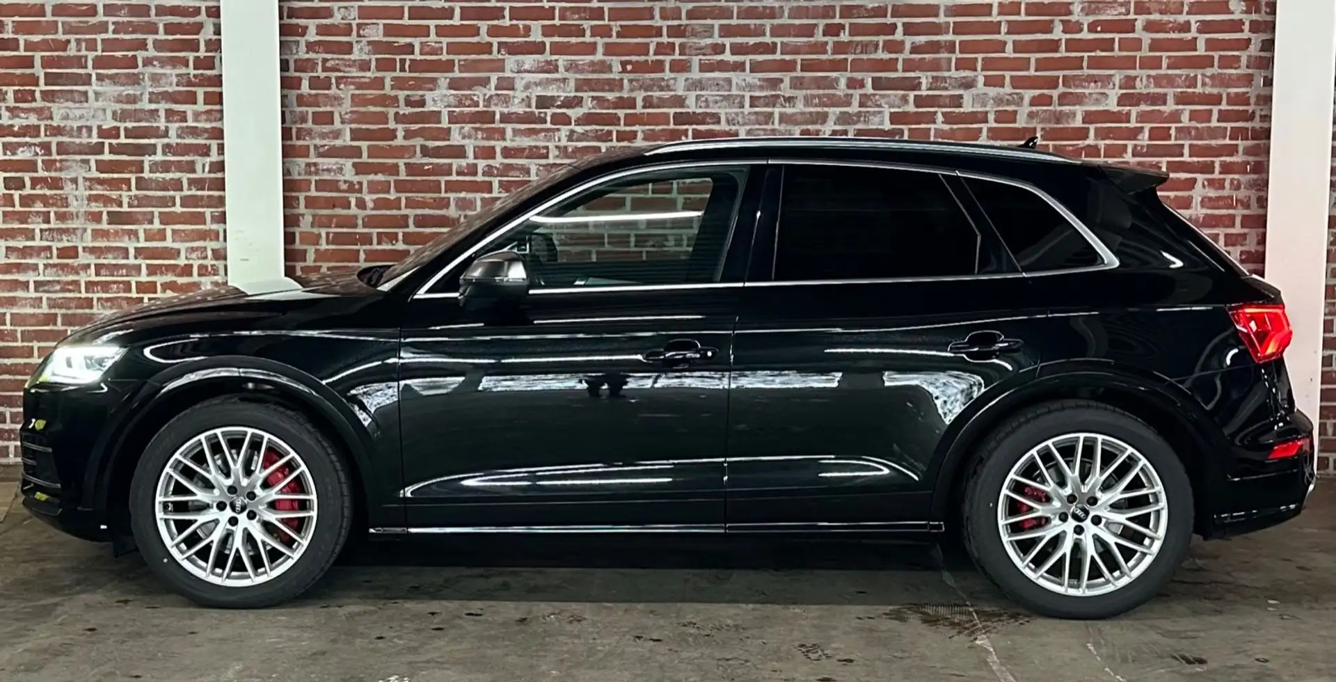 Audi SQ5 3.0 TDI quattro LED/PANO/AHK/ACC/B&0/STDHZ Schwarz - 2