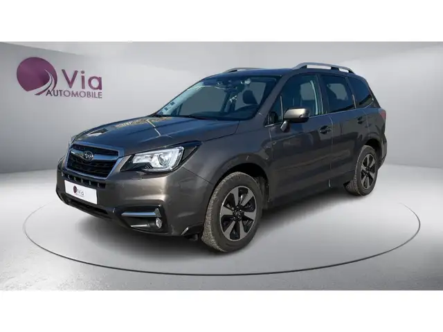Subaru Forester 2.0 ESSENCE 150 BVA Exclusive Eyesight - TO / ATTELAGE / SIEGES CHAUFFANTS