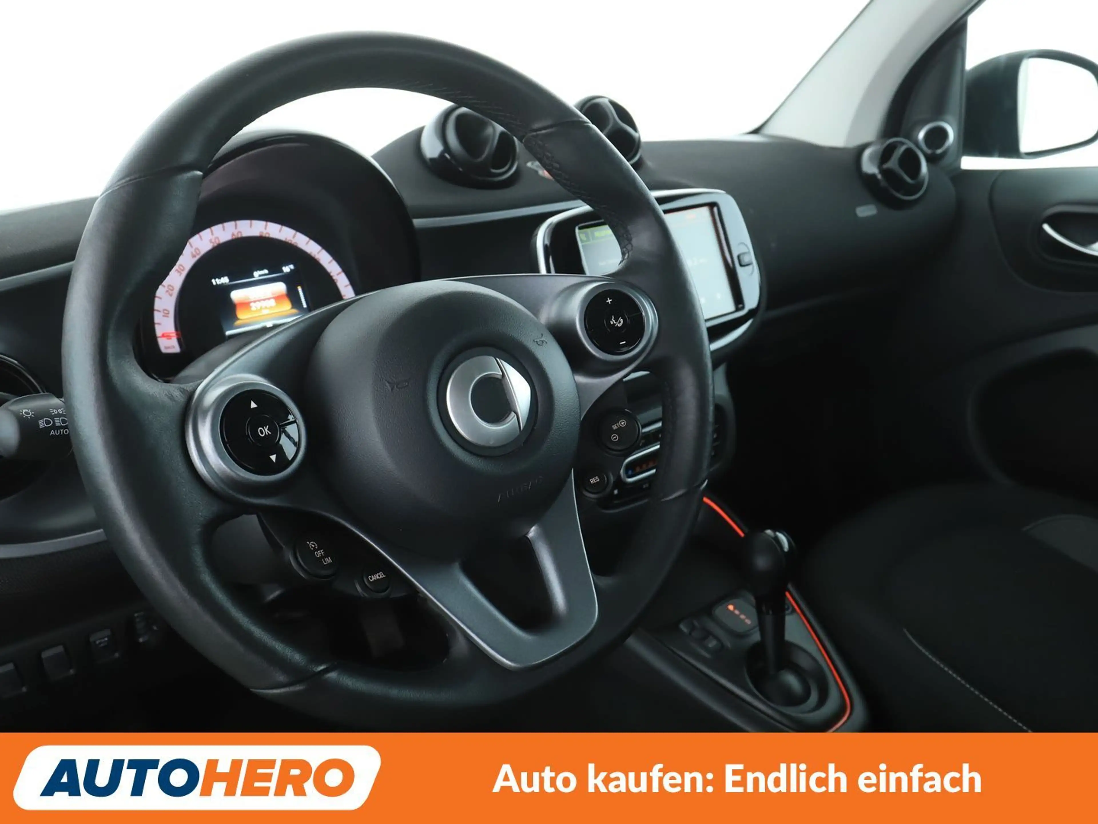 smart forTwo electric drive 60 kW passion *LED*TEMPO*PDC*SHZ* — photo 11