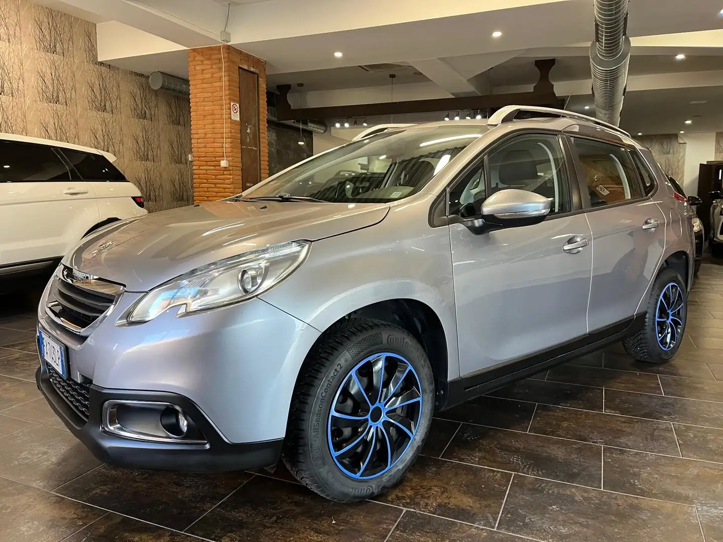 Peugeot 2008 2008 1.2 puretech 12v Active 82cv E6 Grau - 1