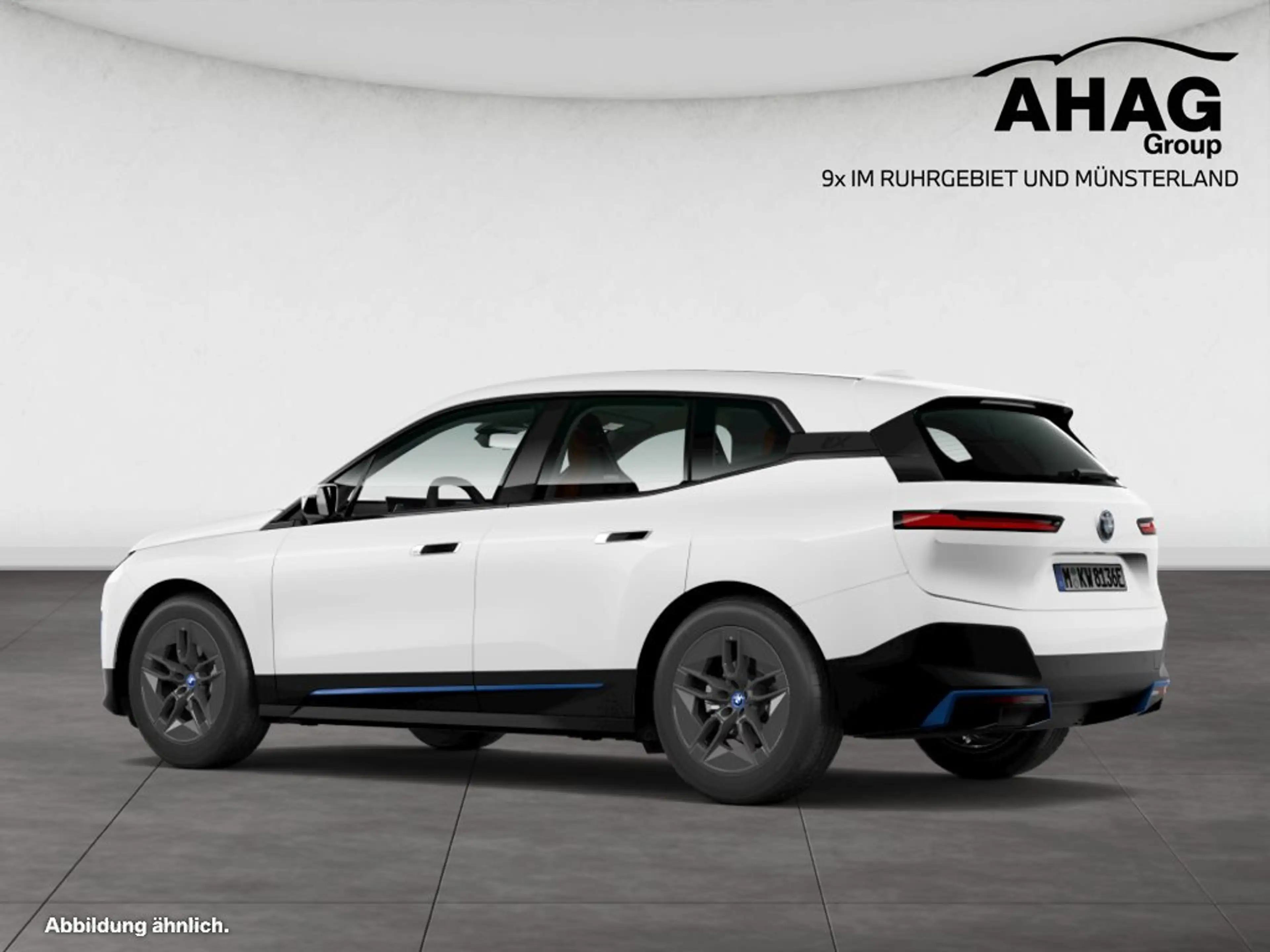 BMW iX xDrive40 — photo 6