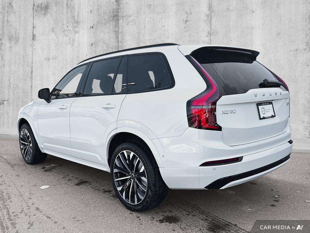 2026 Volvo XC90 B6 AWD Ultra Dark Theme 7-Seater alt 4