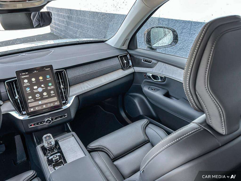 2026 Volvo XC90 B6 AWD Ultra Dark Theme 7-Seater thumb 25