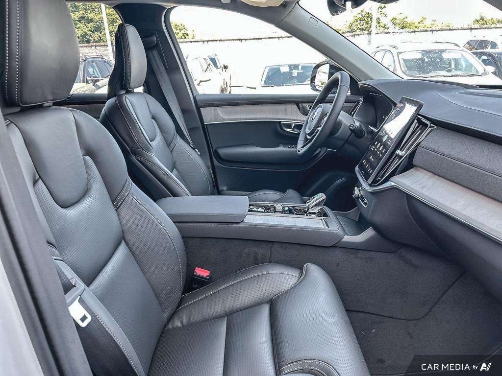 2026 Volvo XC90 B6 AWD Ultra Dark Theme 7-Seater thumb 22