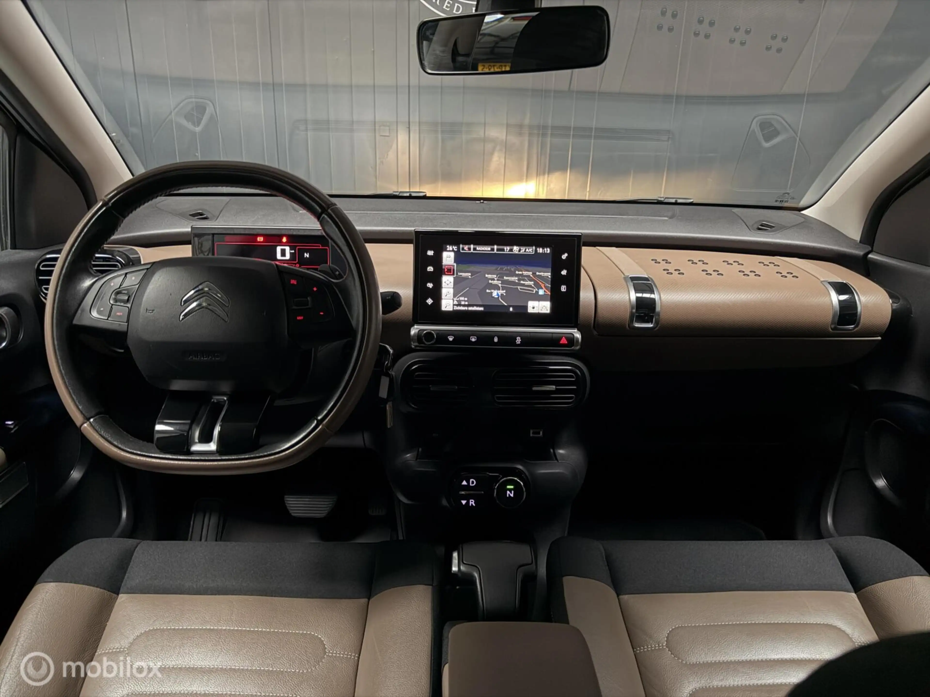Citroen C4 Cactus 1.2 PureTech Shine — photo 38