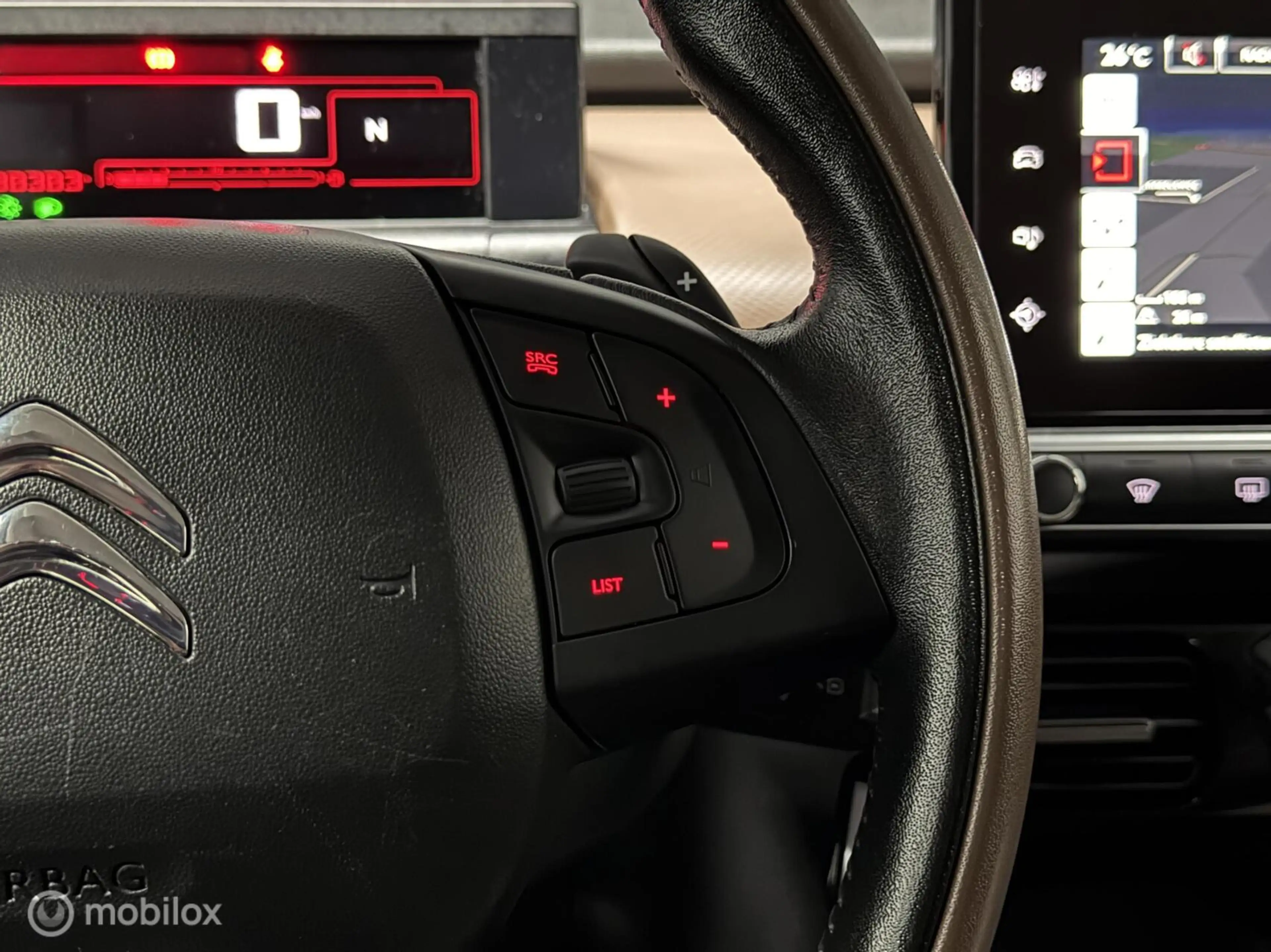 Citroen C4 Cactus 1.2 PureTech Shine — photo 46