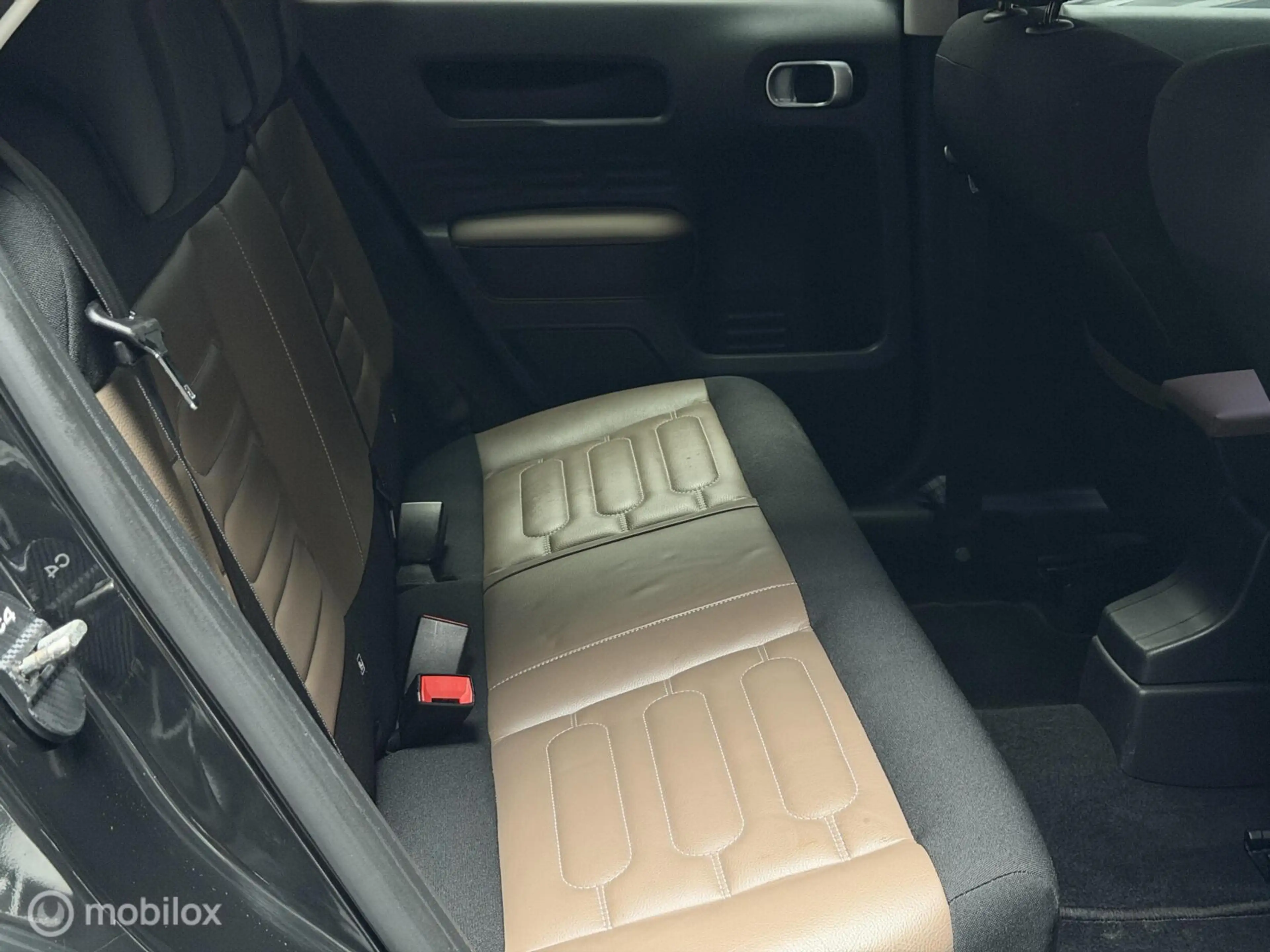 Citroen C4 Cactus 1.2 PureTech Shine — photo 33