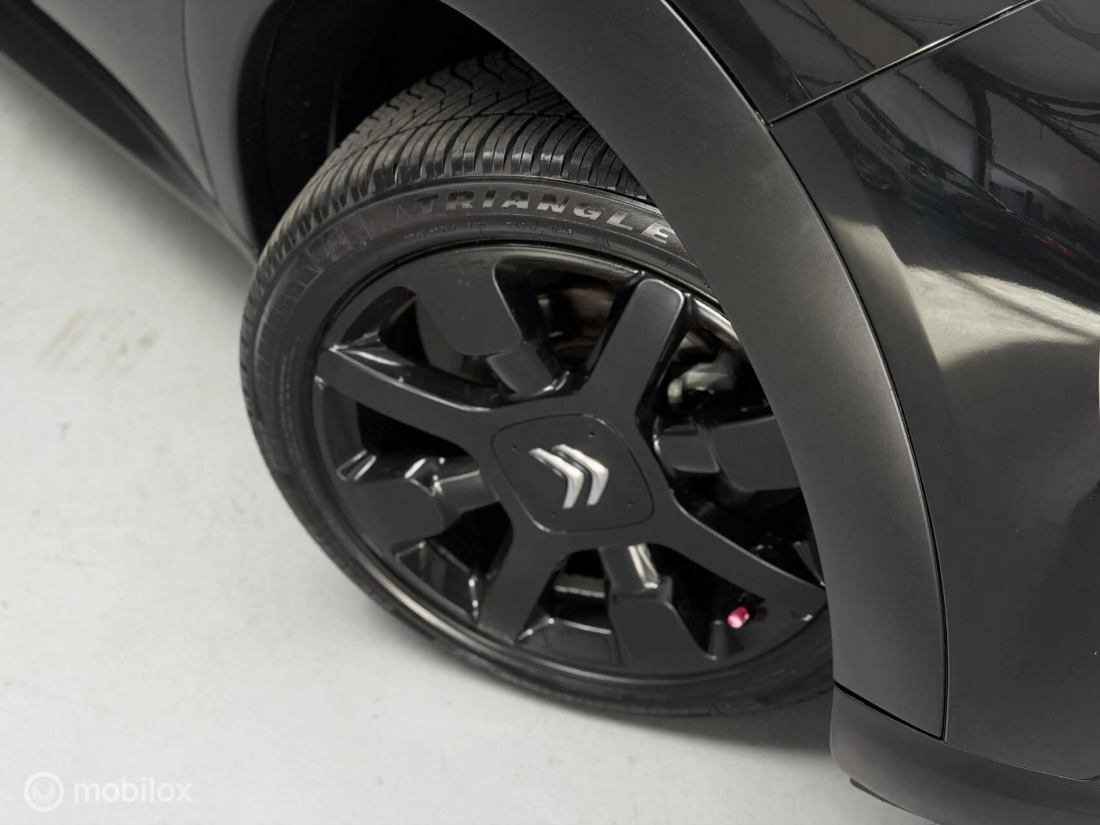 Citroen C4 Cactus 1.2 PureTech Shine — photo 26