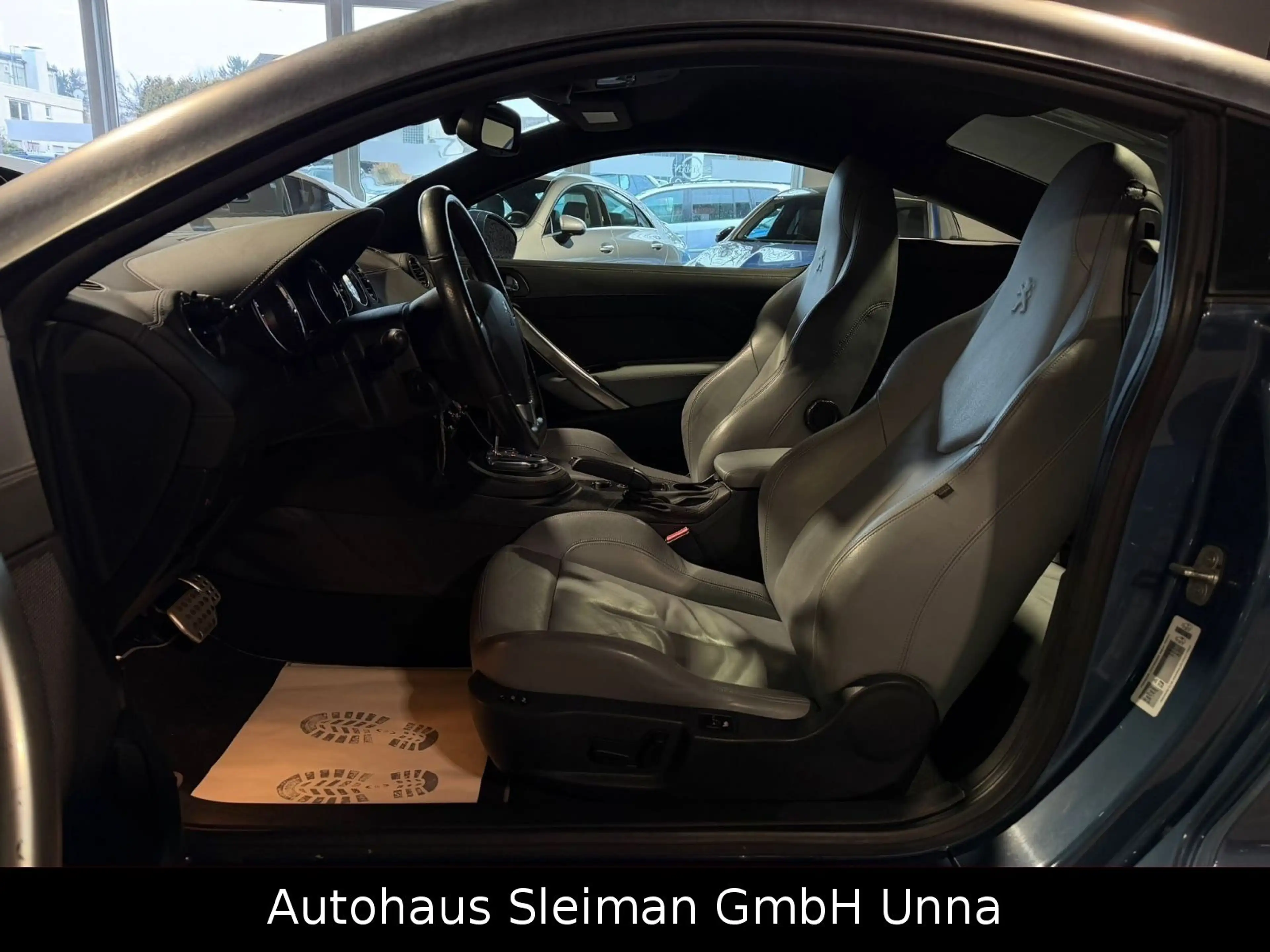 Peugeot RCZ 1,6 Automatik/Klima/Leder/Tüv-Neu — photo 9