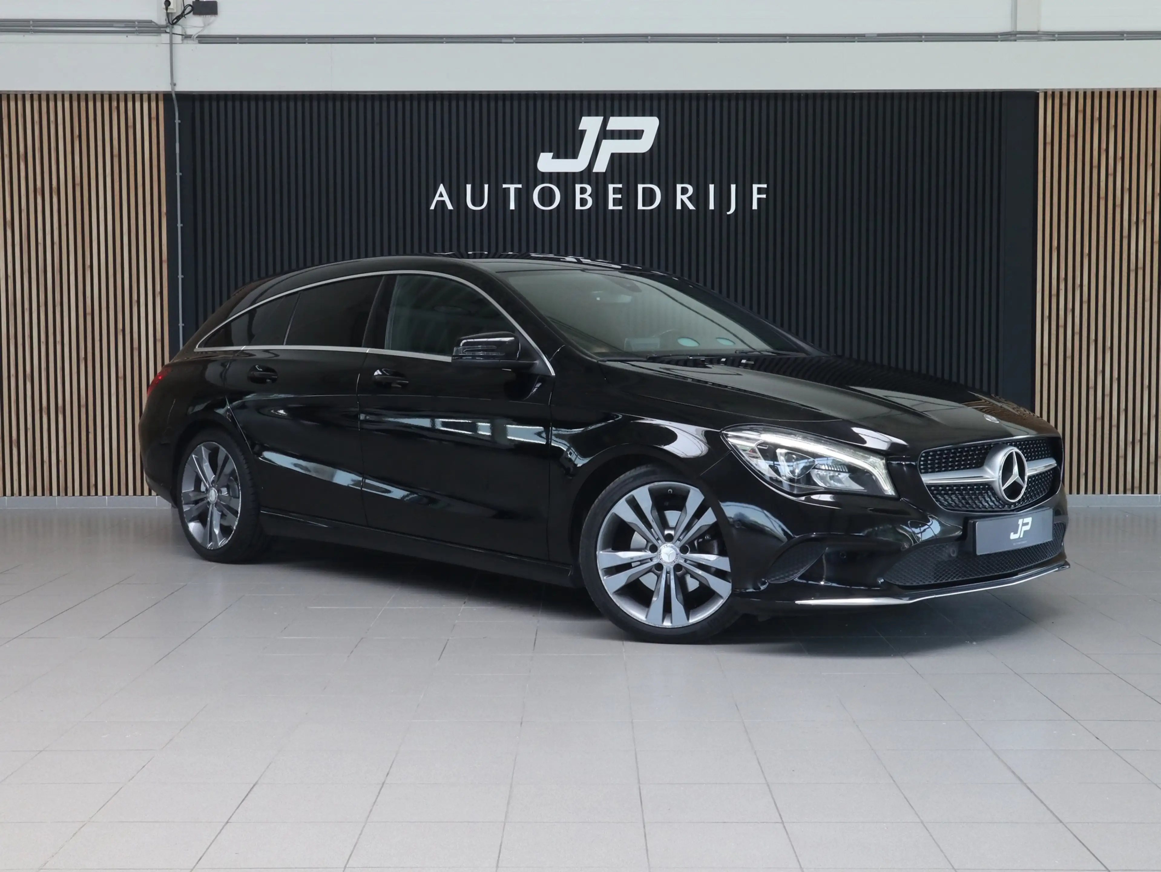 Mercedes-Benz CLA 220 Shooting Brake d Prestige AUTOMAAT|LEDER|APPLECARP — photo 10