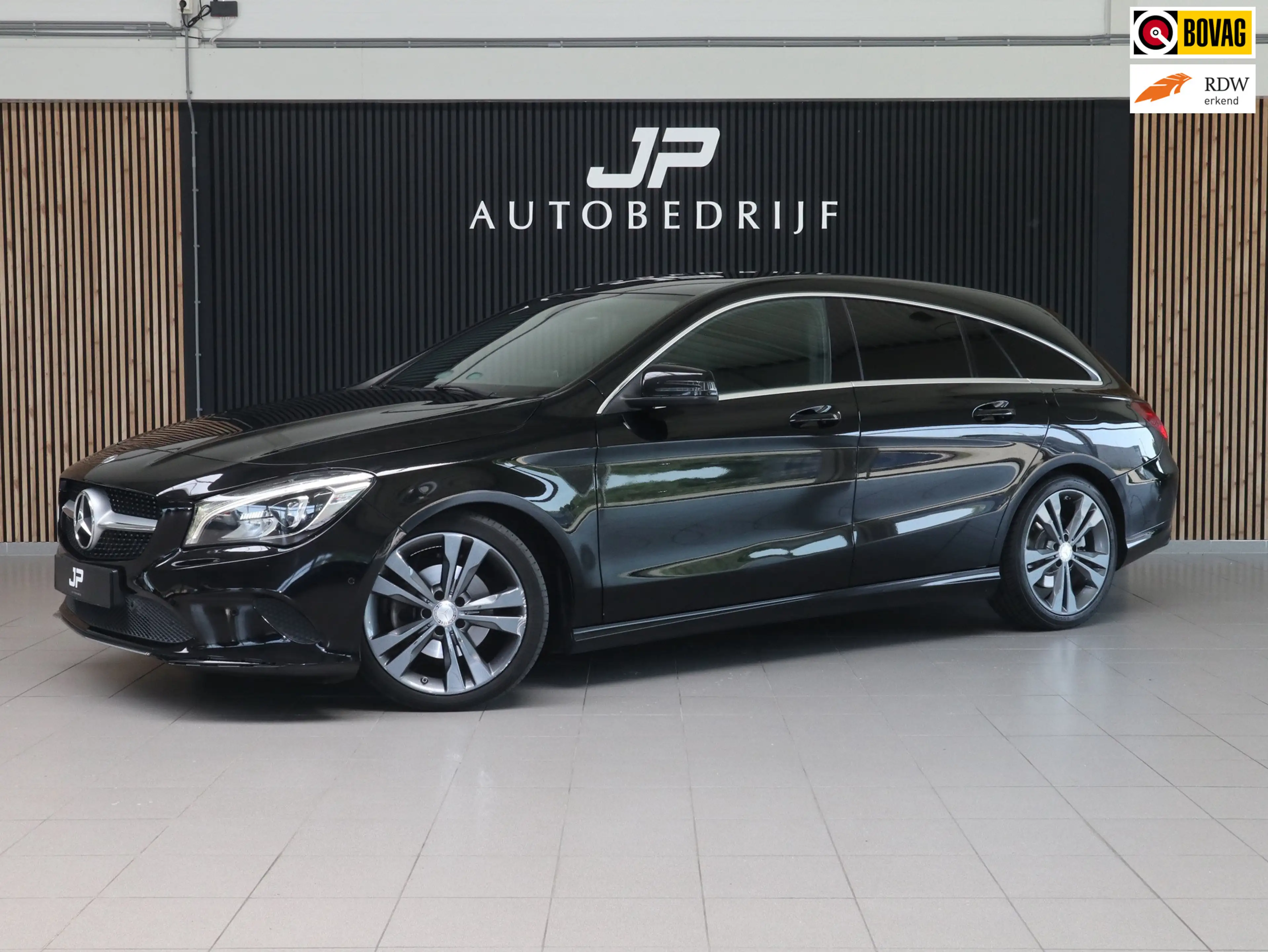 Mercedes-Benz CLA 220 Shooting Brake d Prestige AUTOMAAT|LEDER|APPLECARP
