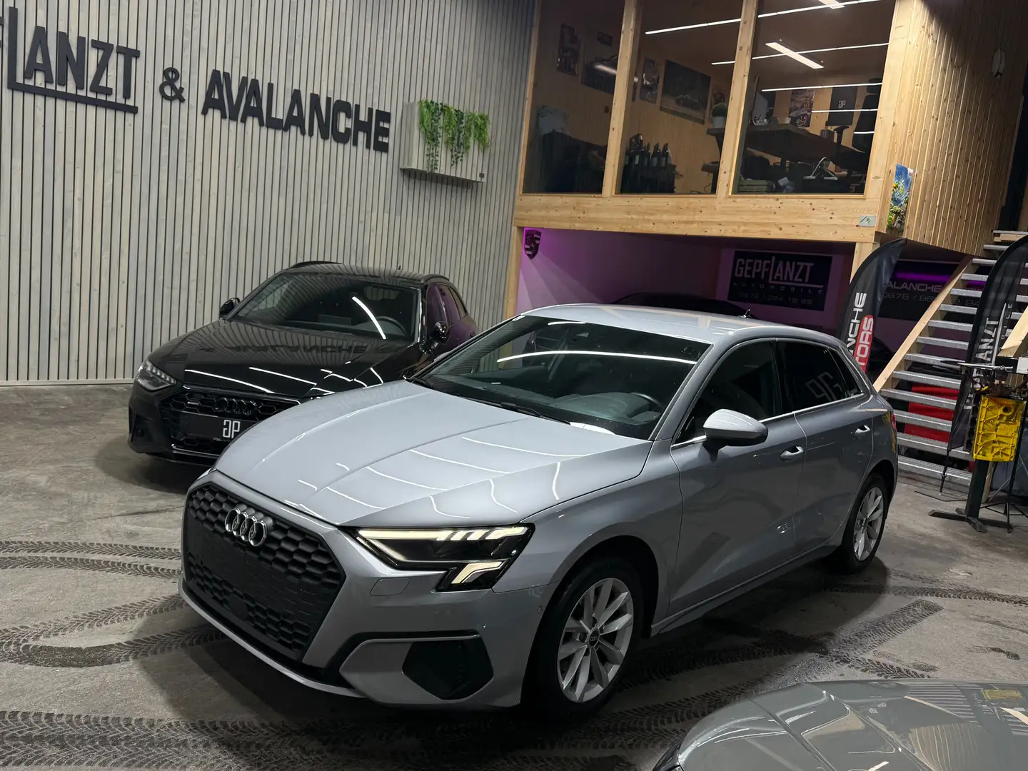 Audi A3 30TDI 2.0 SPORTBACK S-TRONIC VIRT LED ACC GARANTIE - 1