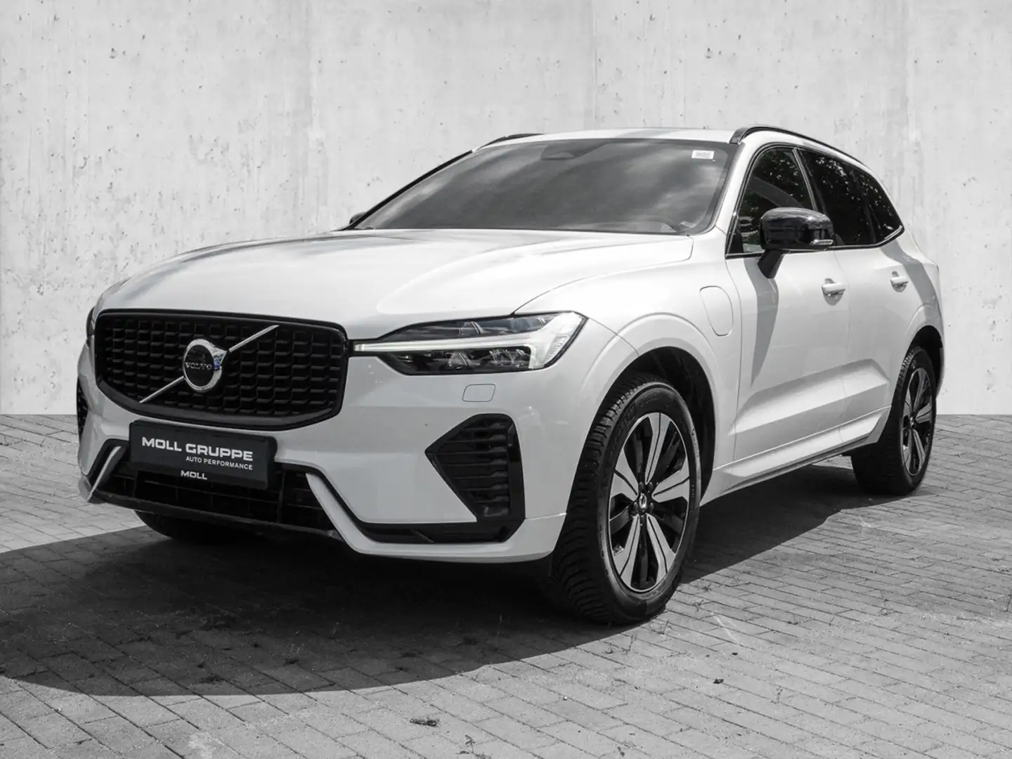 Volvo XC60 T8 Twin Engine AWD R Design Plug-In Weiß - 2