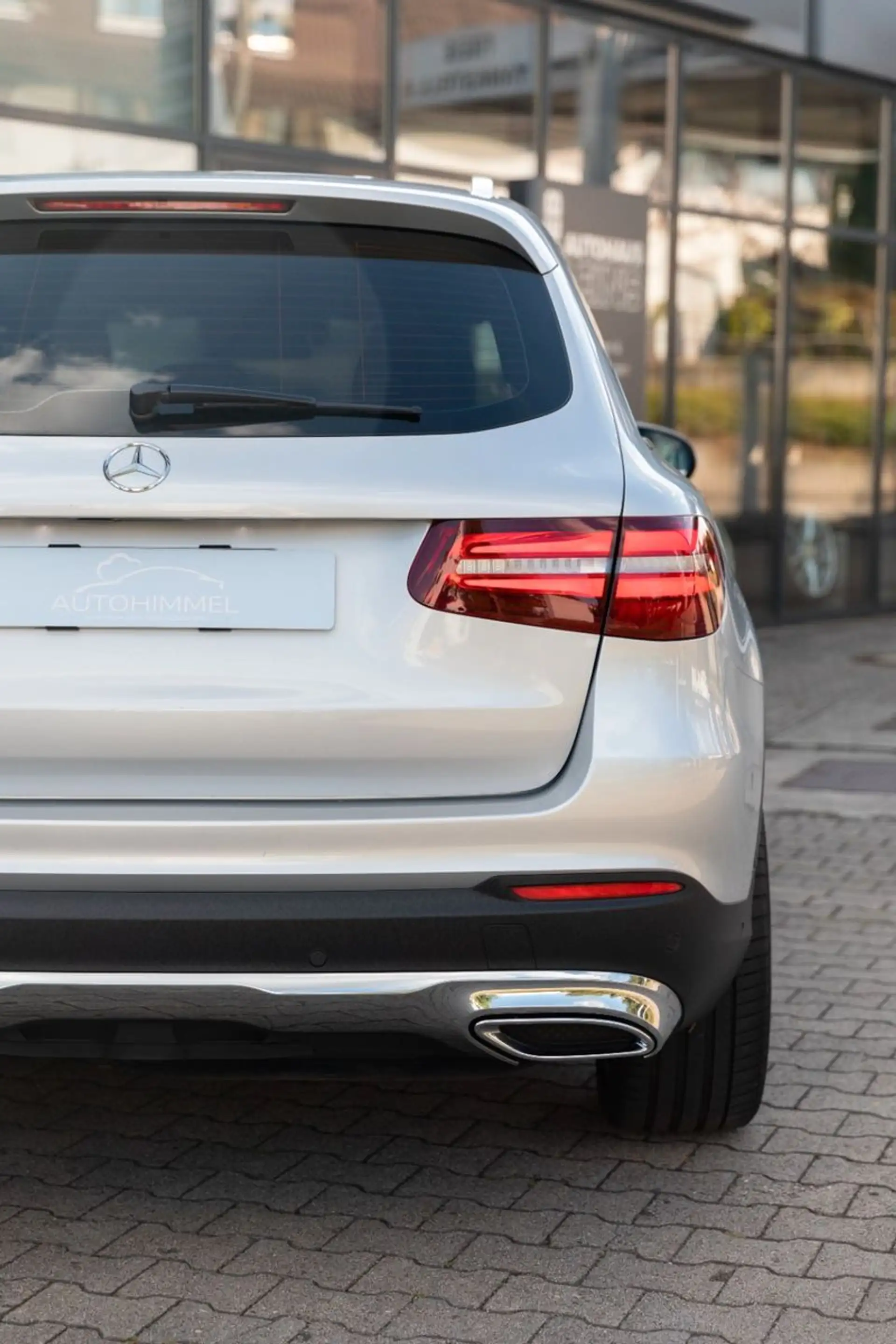 Mercedes-Benz GLC 250 d 4Matic Exclusive Pano AHK ILS — photo 13