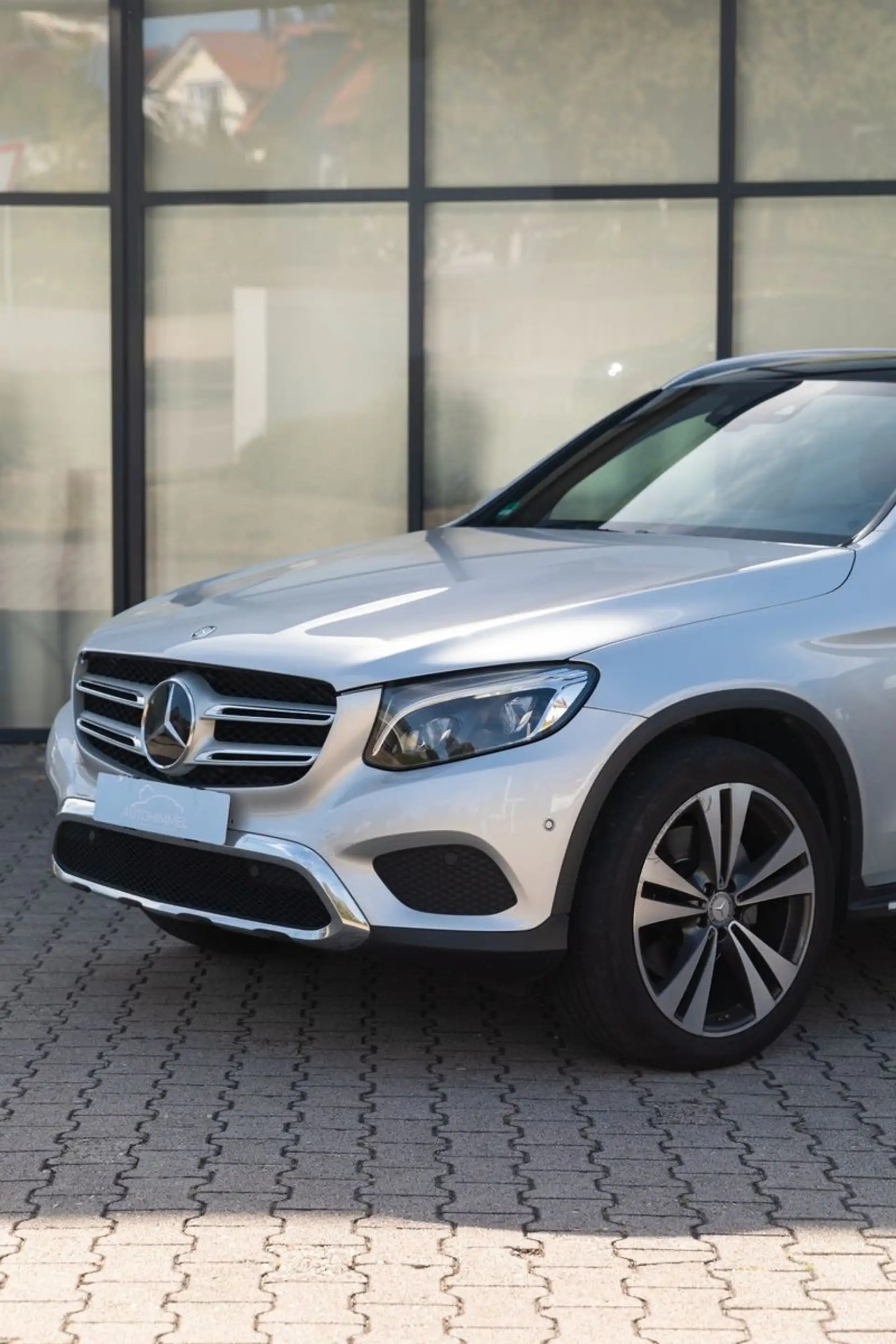Mercedes-Benz GLC 250 d 4Matic Exclusive Pano AHK ILS — photo 7