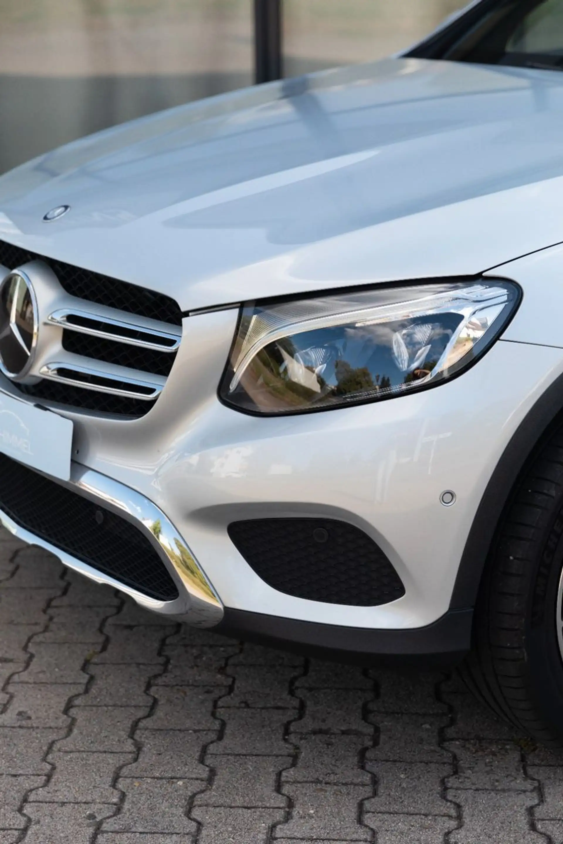 Mercedes-Benz GLC 250 d 4Matic Exclusive Pano AHK ILS — photo 8