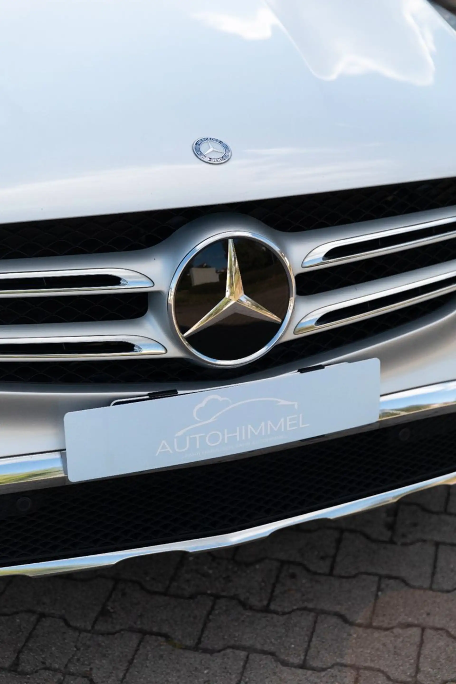 Mercedes-Benz GLC 250 d 4Matic Exclusive Pano AHK ILS — photo 9