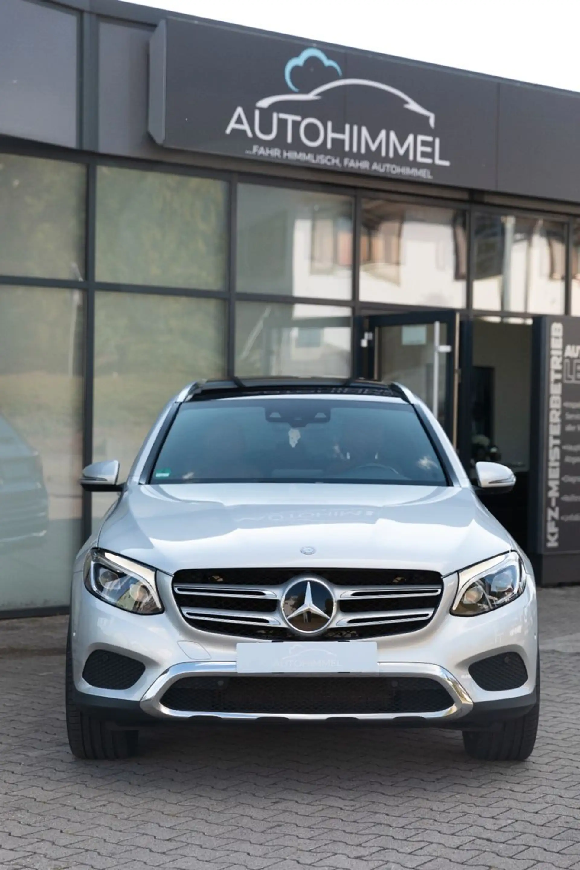 Mercedes-Benz GLC 250 d 4Matic Exclusive Pano AHK ILS — photo 4