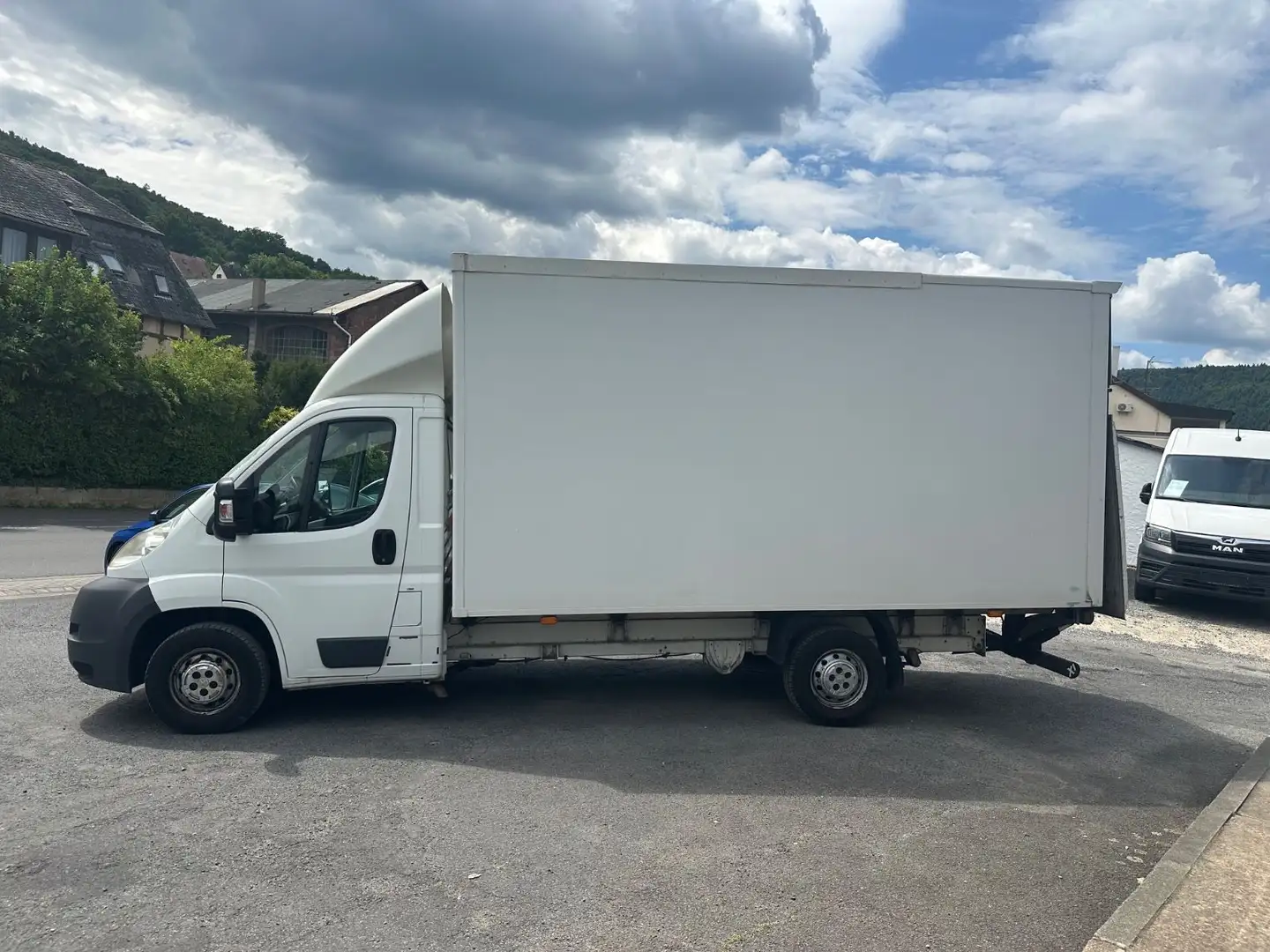 Peugeot Boxer HDi Koffer,Klima+Ladebordwand Weiß - 2