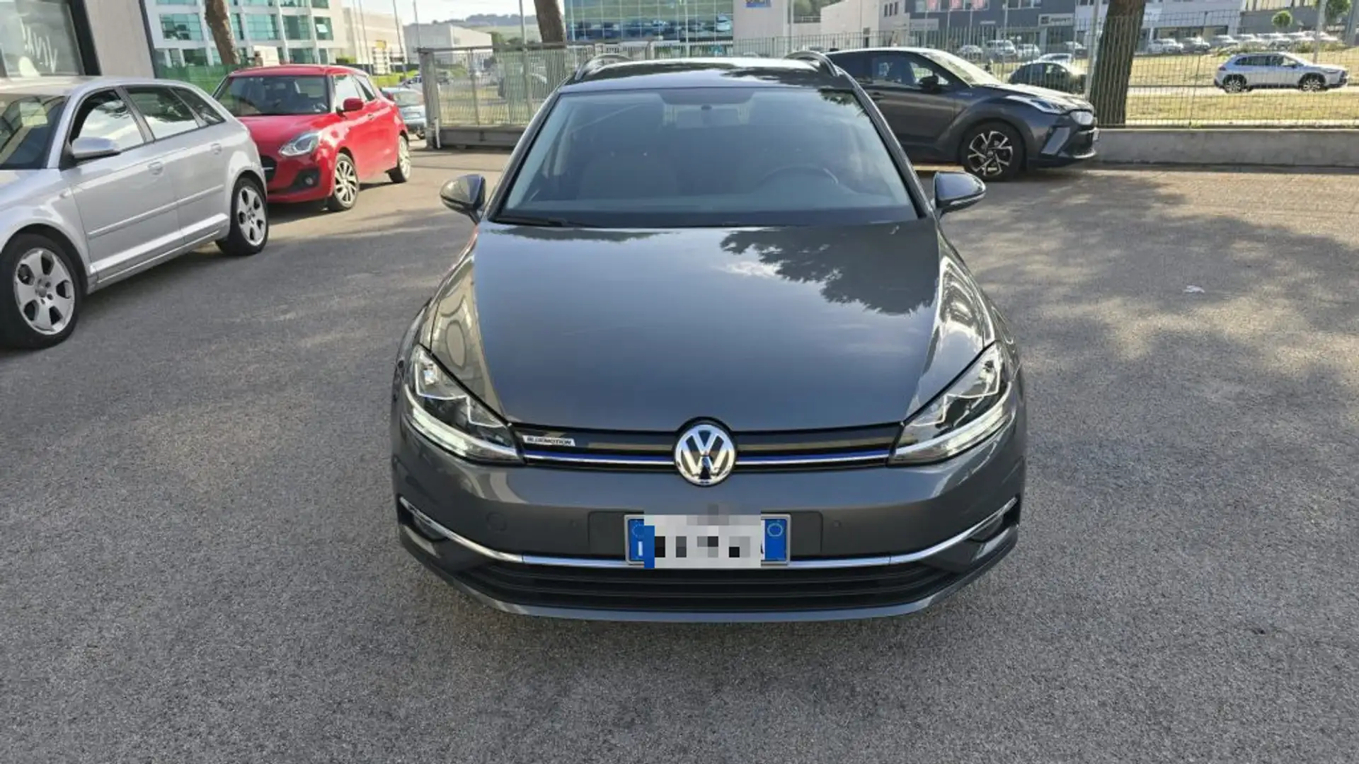 Volkswagen Golf Variant 1.5 TGI 5p. Business BlueMotione Tech.ANCONA Grijs - 2