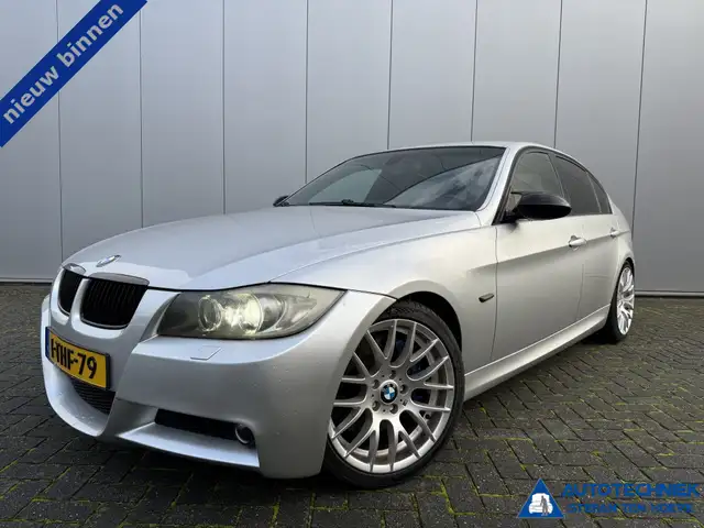 BMW 335 3-serie 335xi High Executive