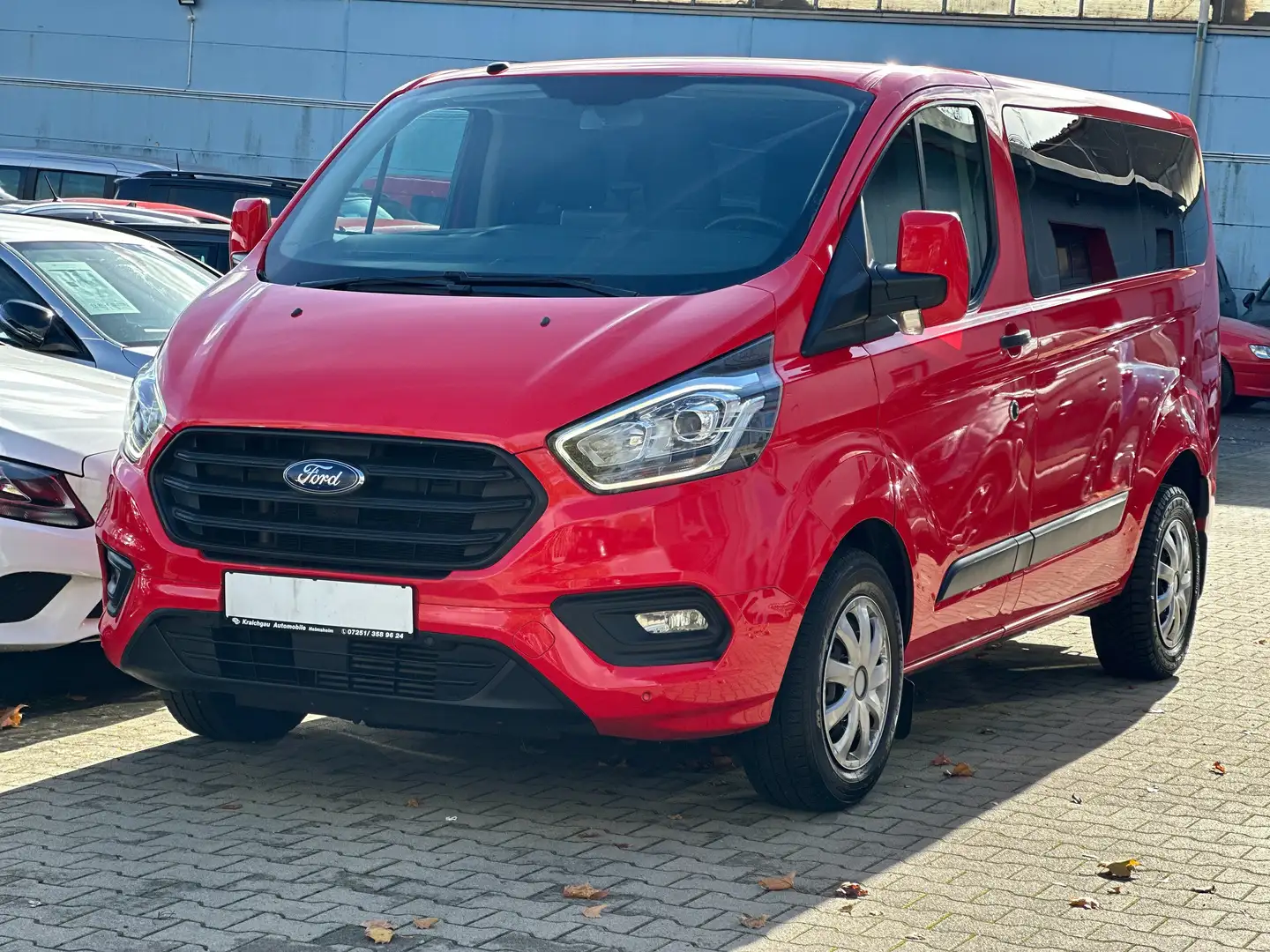 Ford Transit 2.0 EcoBlue*9-Sitze*AHK*Navi*2xKlima*Parkpilot Rot - 1