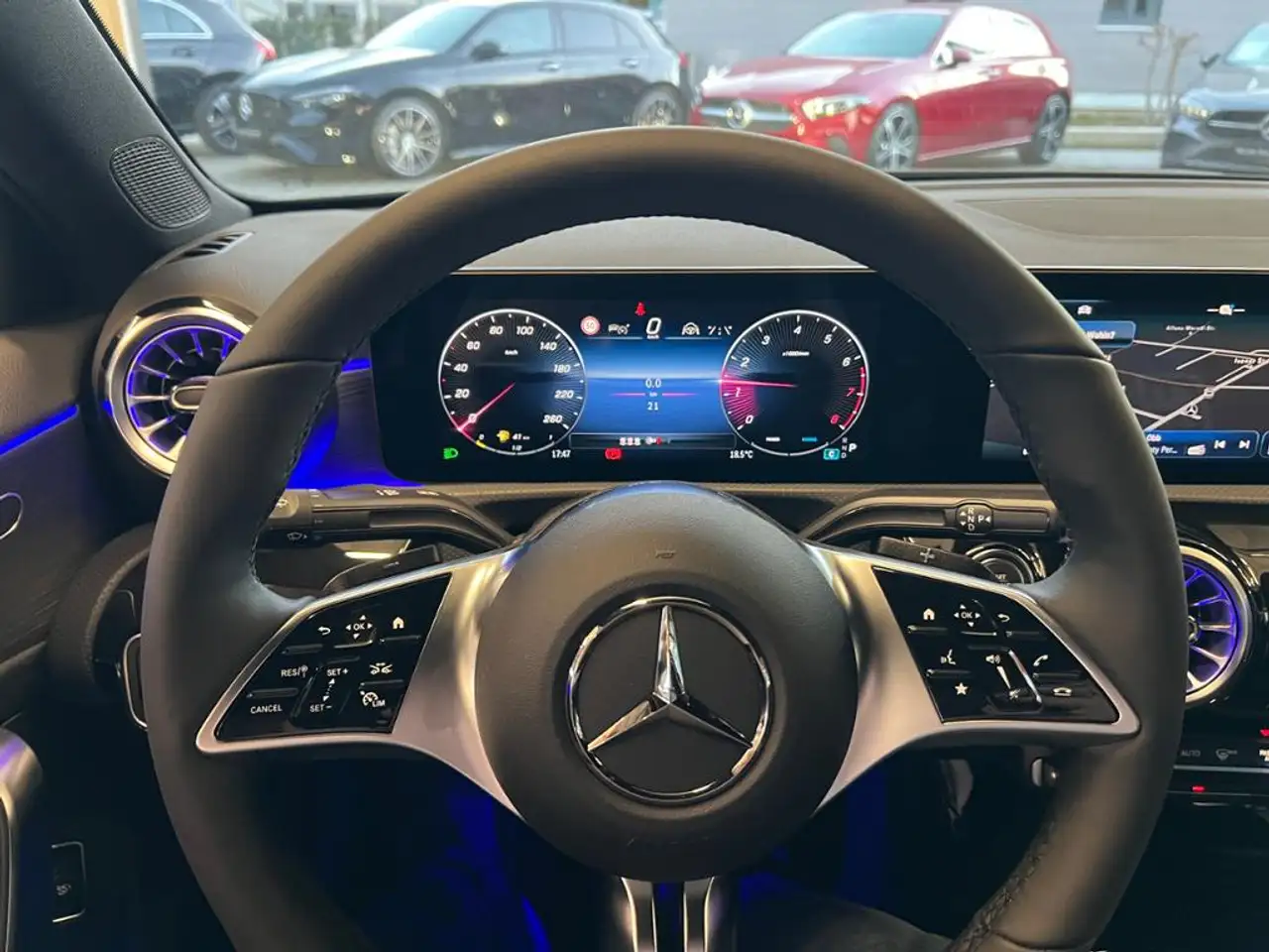 Mercedes-Benz A 180 Lim. Progressive Night AHK Multibeam KeyGO 16