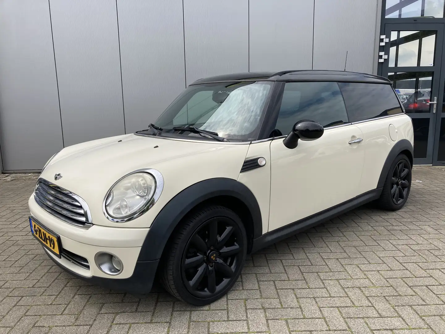 MINI Cooper Clubman 1.6 Trekhaak | Airco | Leer Wit - 1