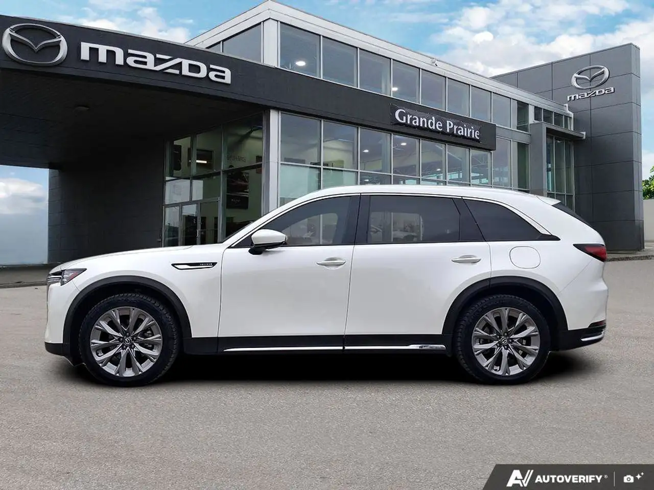 Mazda CX-90 MHEV снимка Mazda CX-90 MHEV