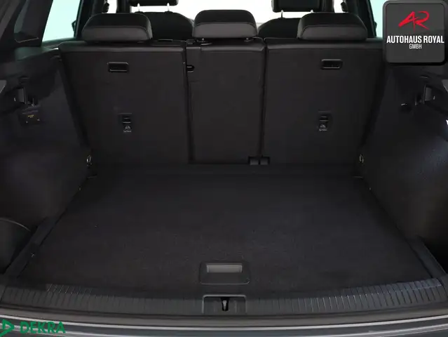 Volkswagen Tiguan view 12