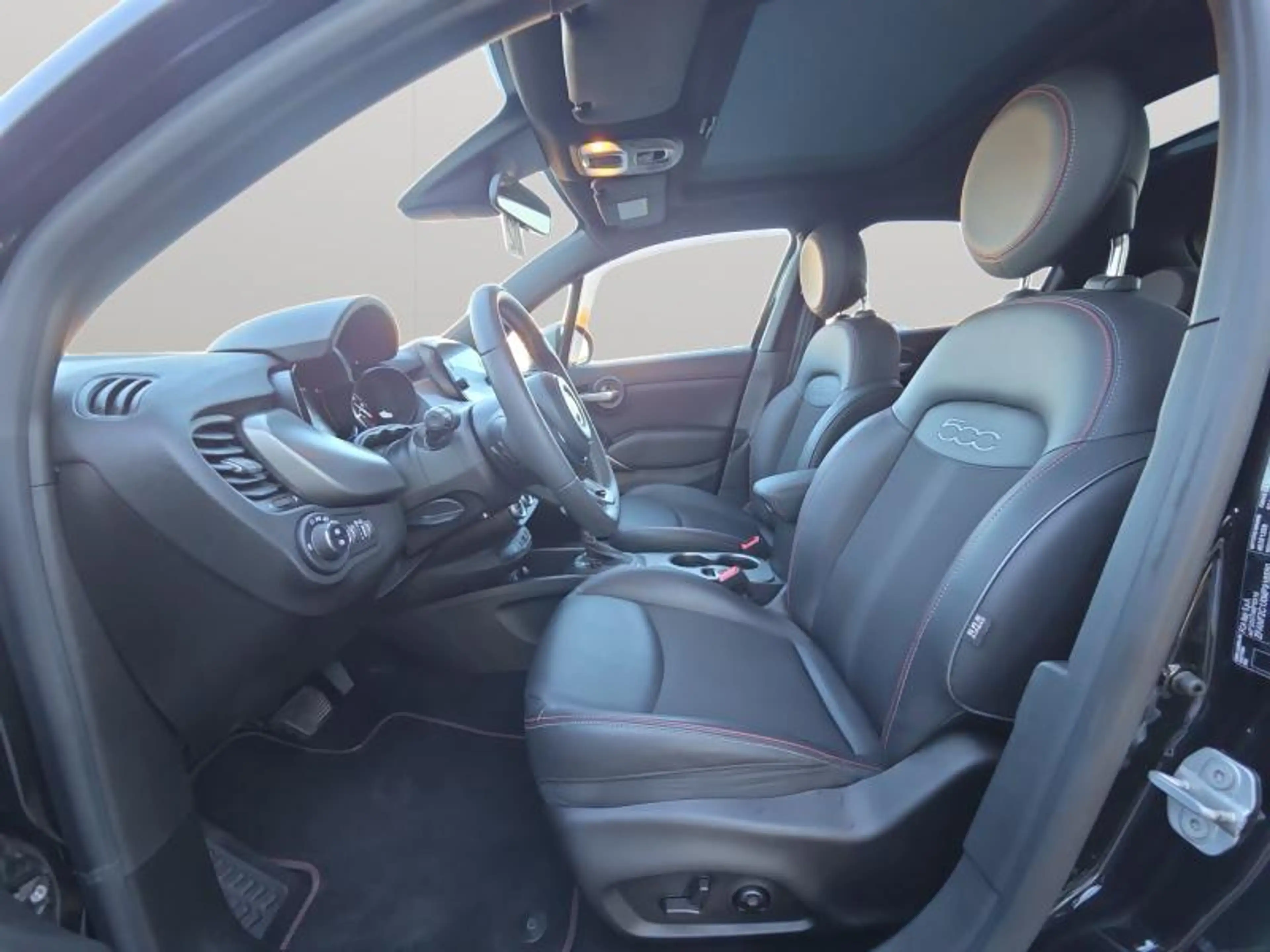 Fiat 500X X Club / Essence — photo 12