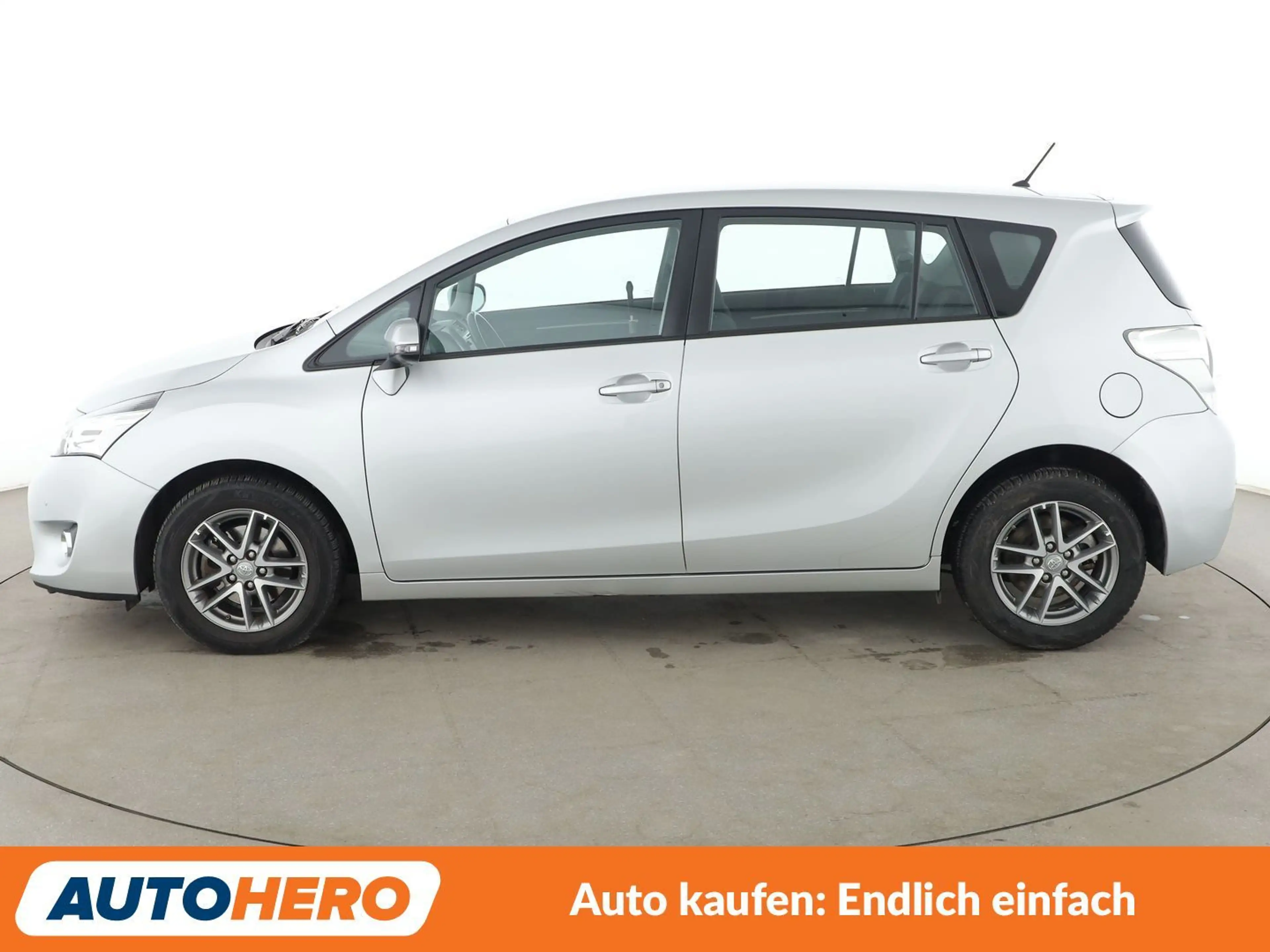Toyota Verso 1.6 D-4D Comfort*TEMPO*CAM*PDC*SHZ*ALU*KLIMA* — photo 3