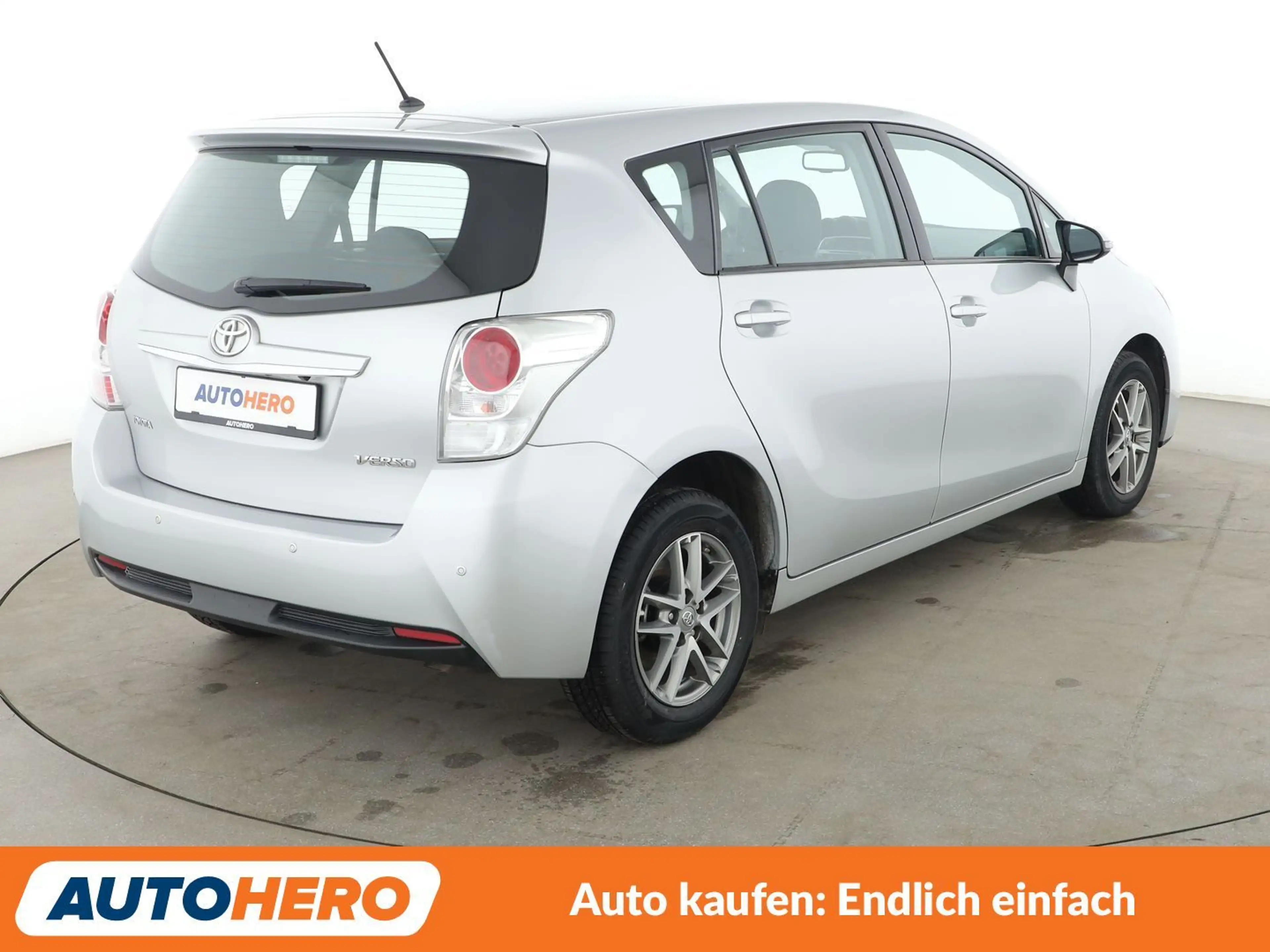 Toyota Verso 1.6 D-4D Comfort*TEMPO*CAM*PDC*SHZ*ALU*KLIMA* — photo 6