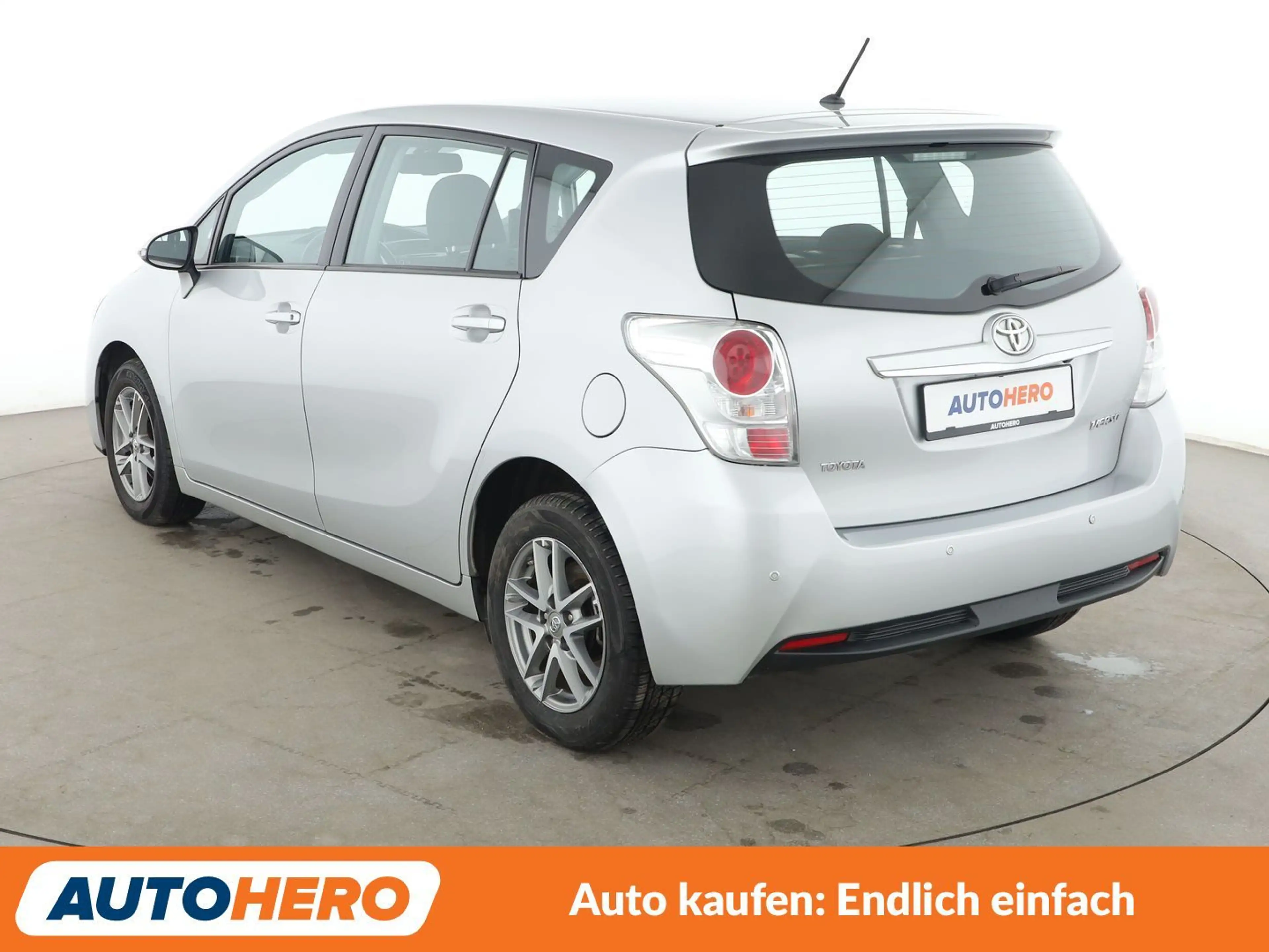 Toyota Verso 1.6 D-4D Comfort*TEMPO*CAM*PDC*SHZ*ALU*KLIMA* — photo 4