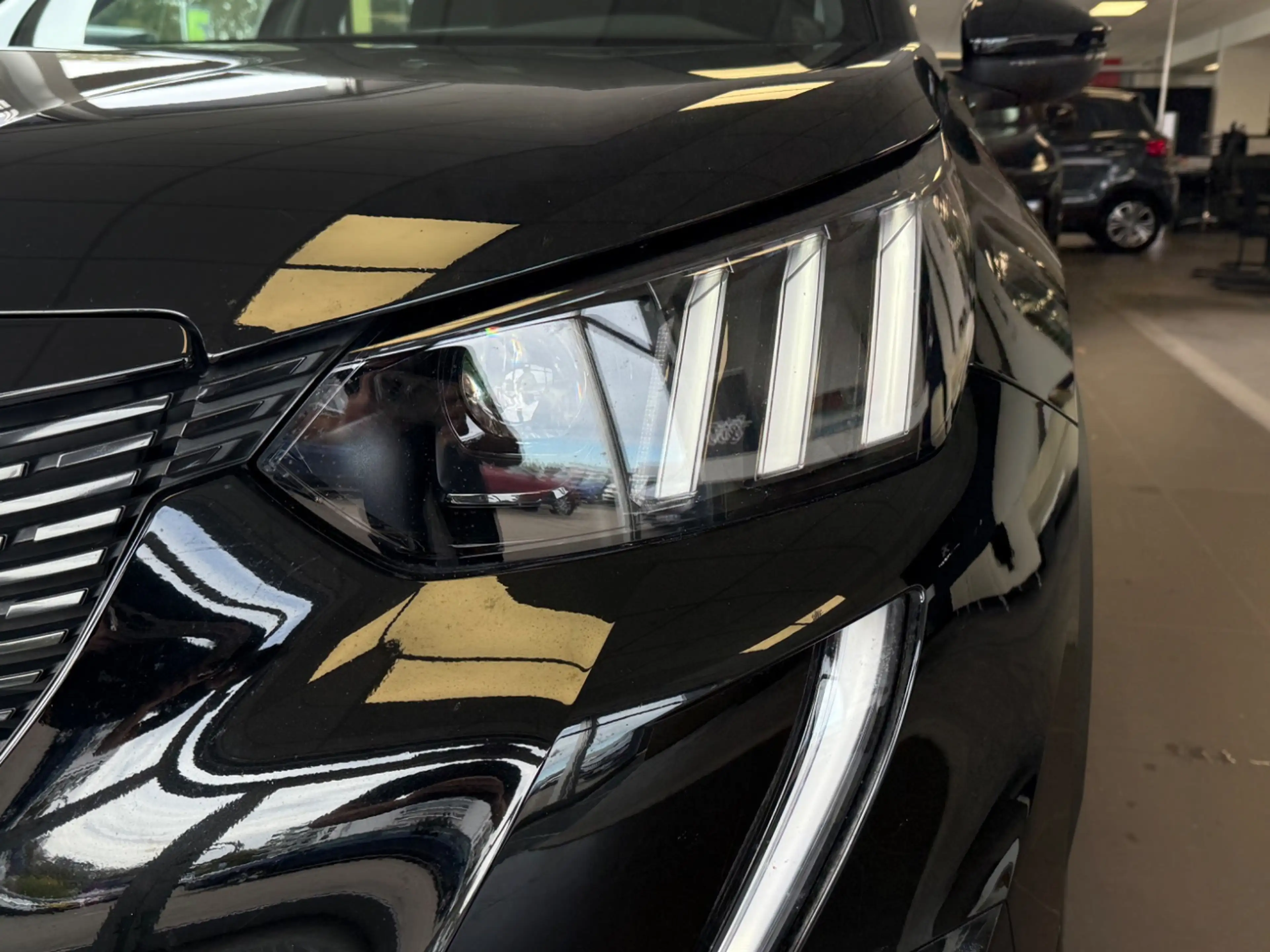 Peugeot e-2008 136 GT Pack Navi | Sitzheizung | Tempomat — photo 8