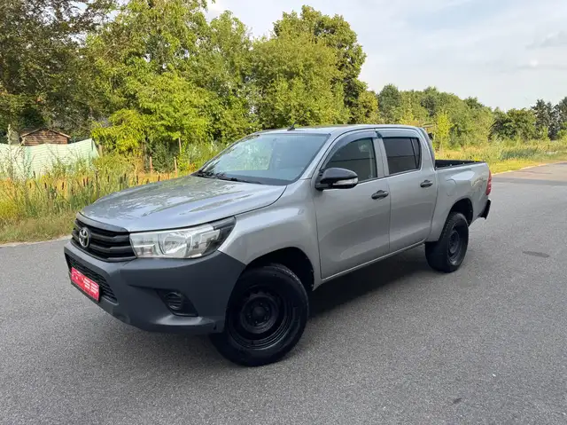 Toyota Hilux 2.4 D-4D / Manual / Export Afrika Only / Out of Europe