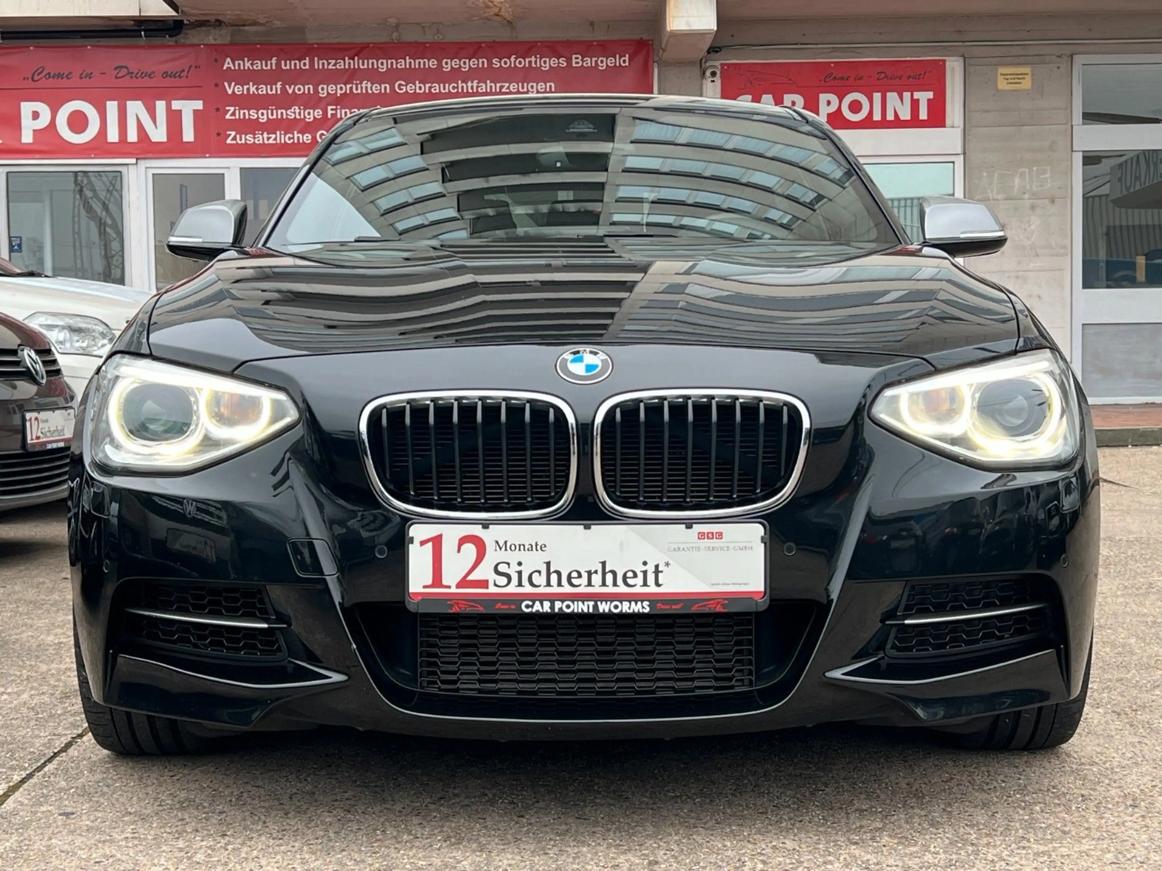 BMW 135 i xDrive *AUTOMATIK*LEDER*NAV.PROF* — photo 3