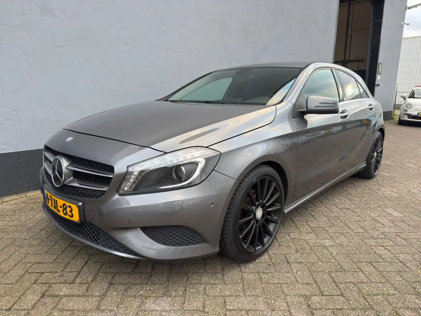 Mercedes-Benz A 180 Grau - 1